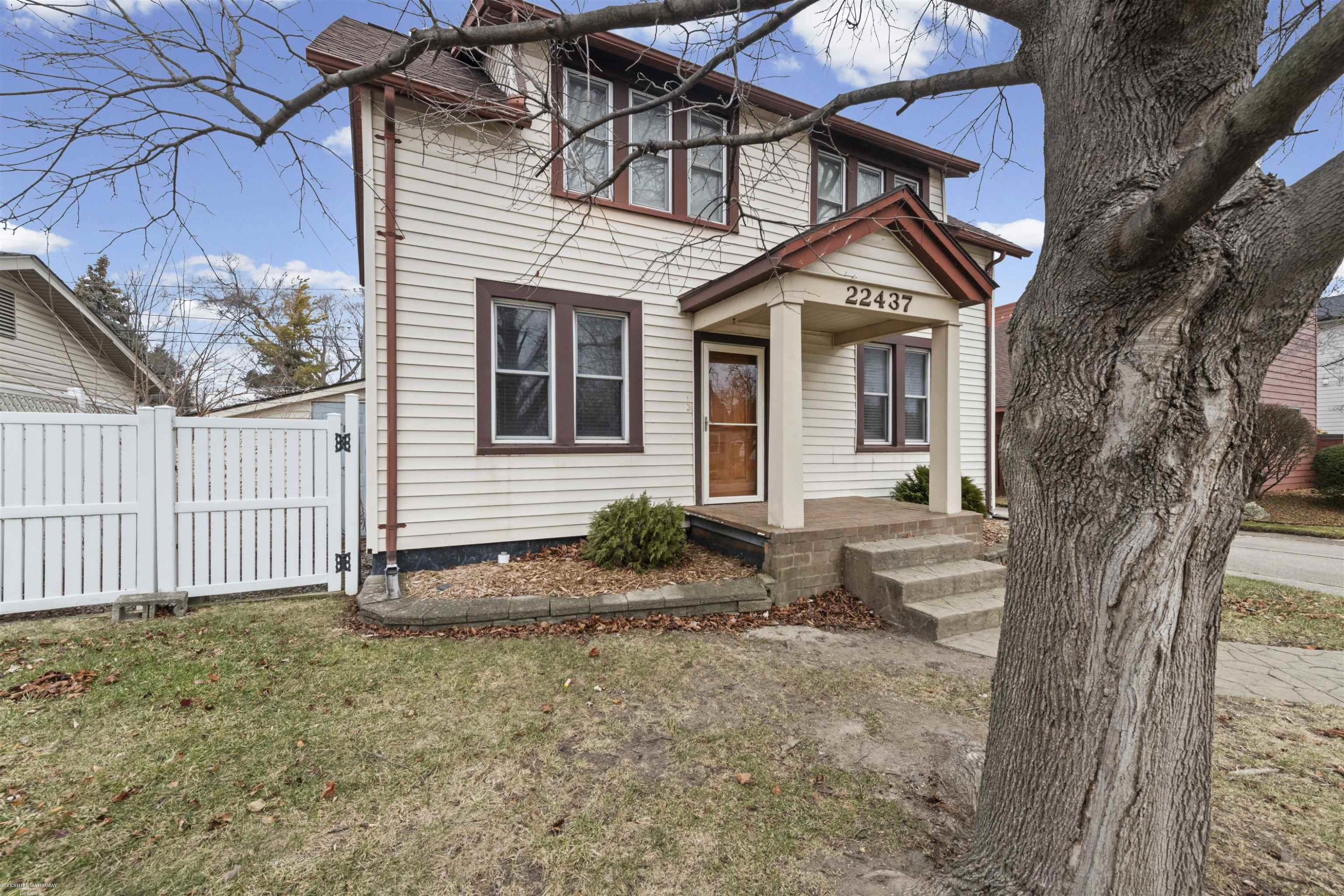 22437 Milner Street, Saint Clair Shores, MI 48081 — Photo 3