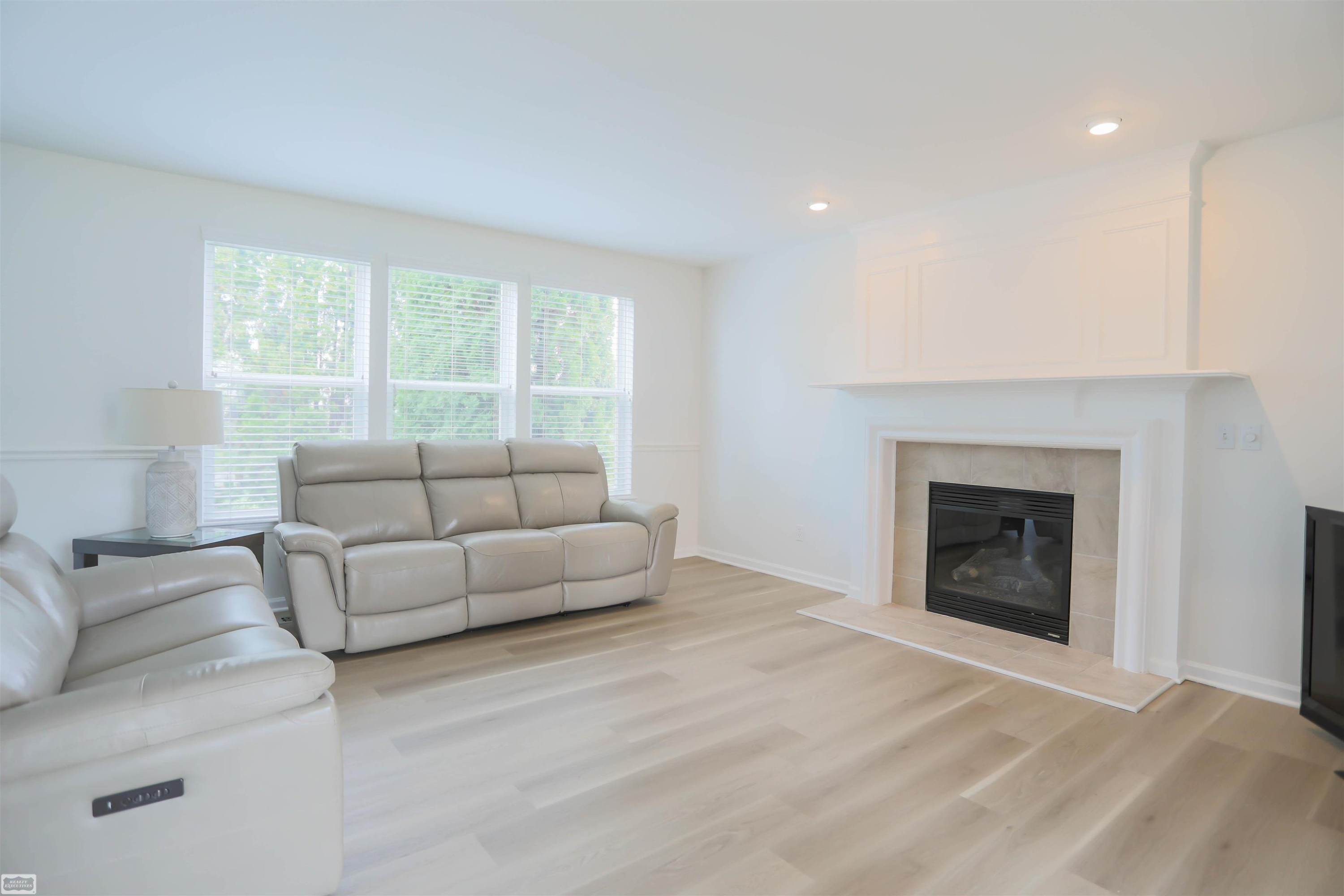 17889 Troon Trail, MI 48042 — Photo 19