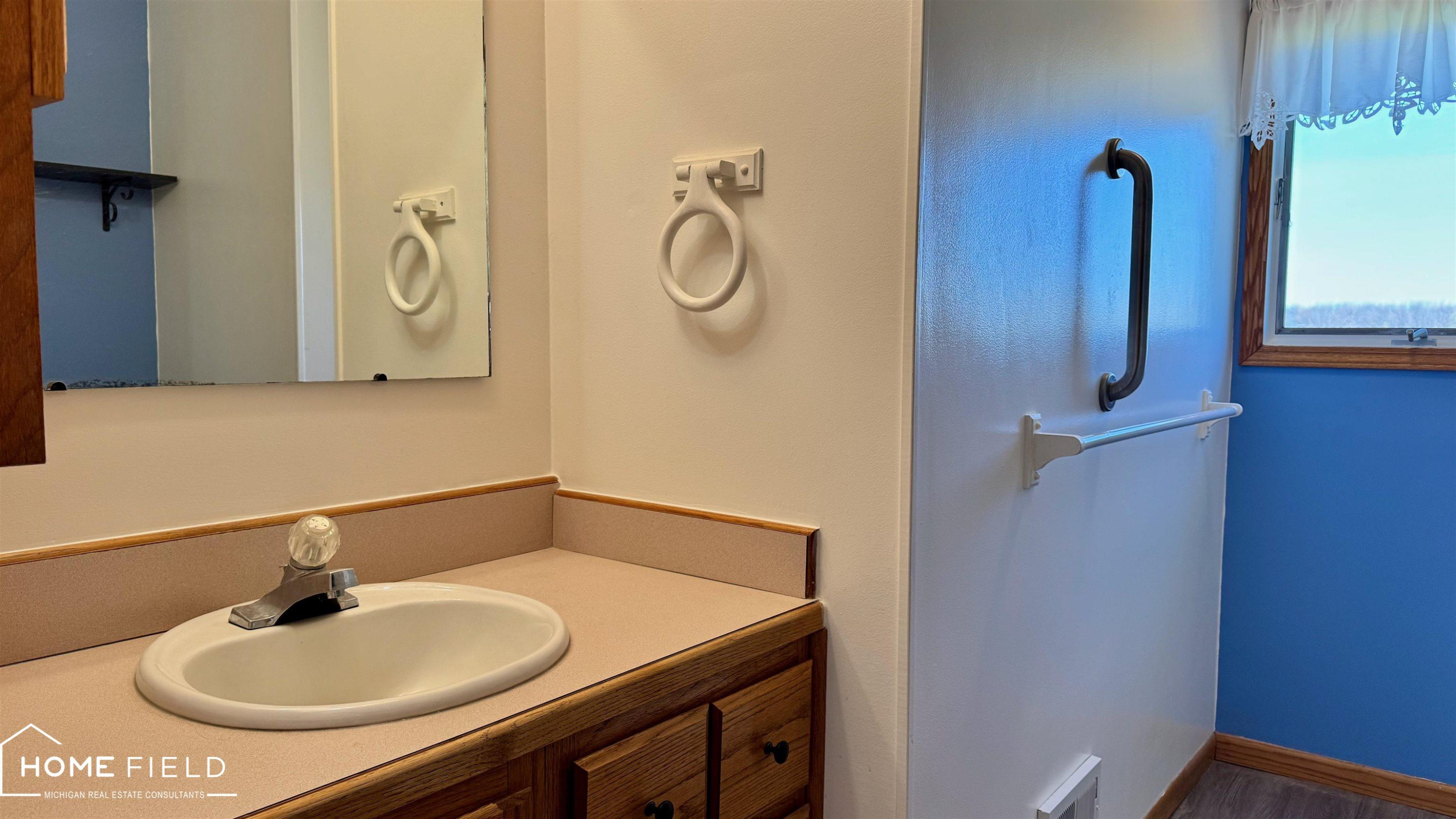 7288 Garrison Road, Laingsburg, MI 48848 — Photo 9