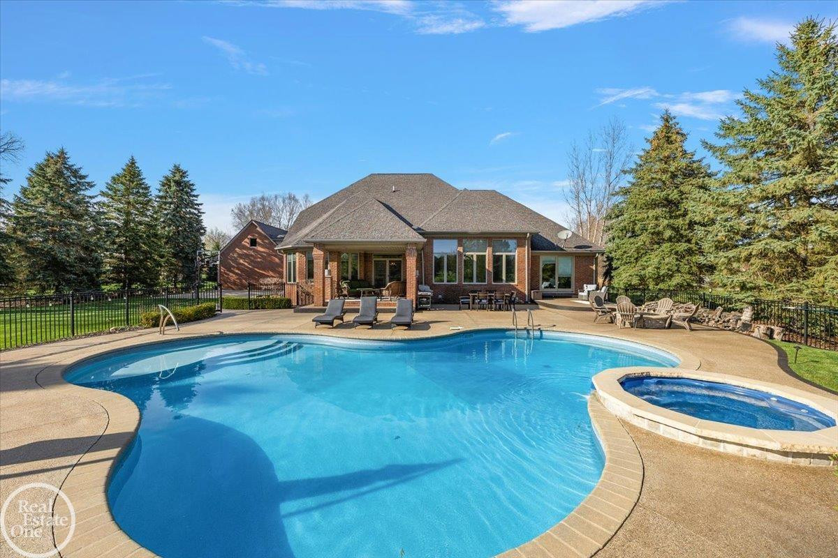 11484 Bayberry Drive, Unit #3, MI 48065 — Photo 10