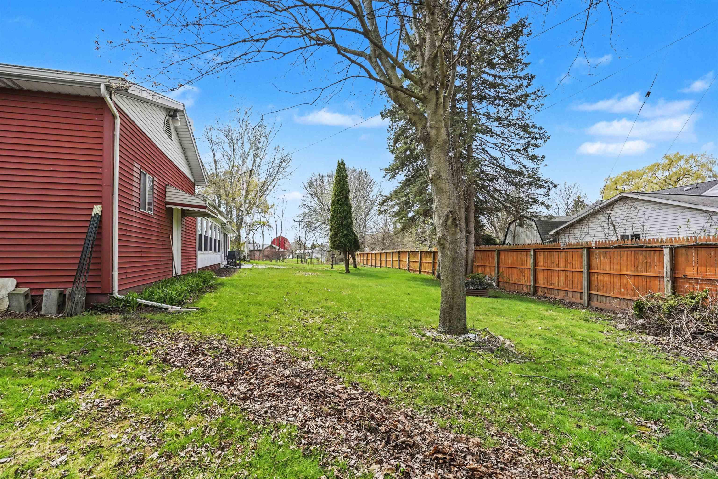 7680 Hillshire Court, Saginaw, MI 48609 — Photo 33
