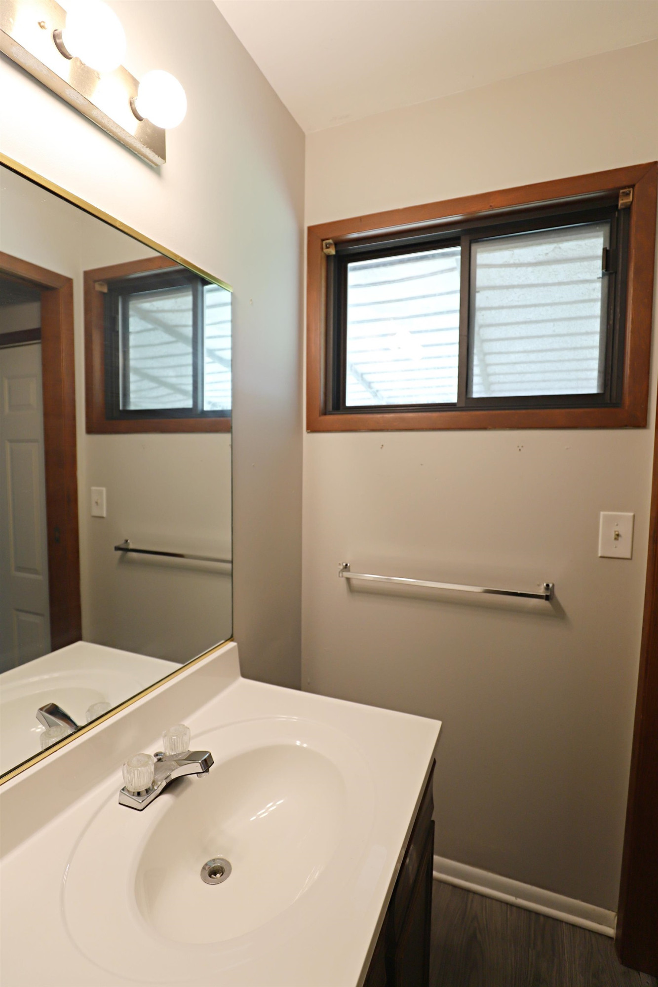 1264 Camellia Drive, Mount Morris, MI 48458 — Photo 8