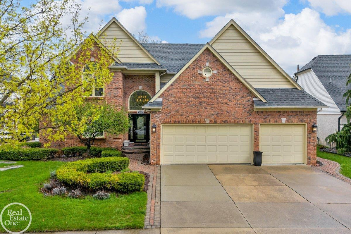 47206 Woodberry Estates Drive, MI 48044 — front exterior