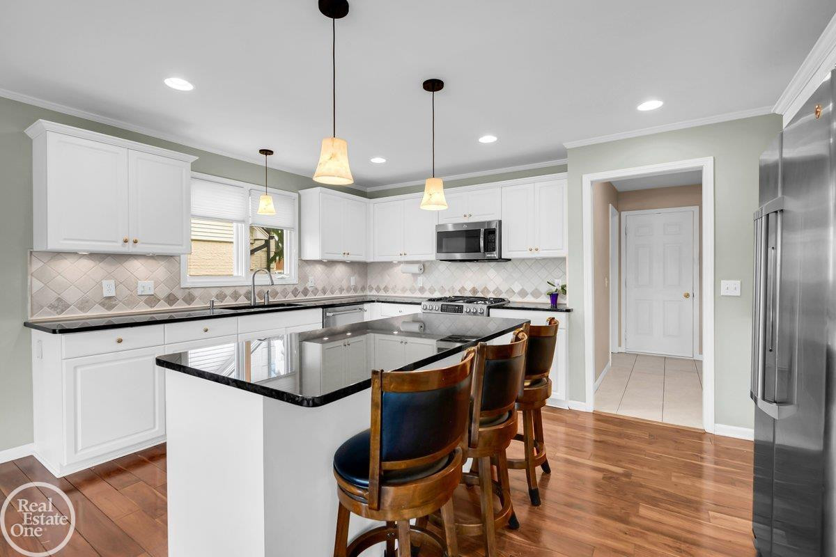47206 Woodberry Estates Drive, MI 48044 — Photo 14