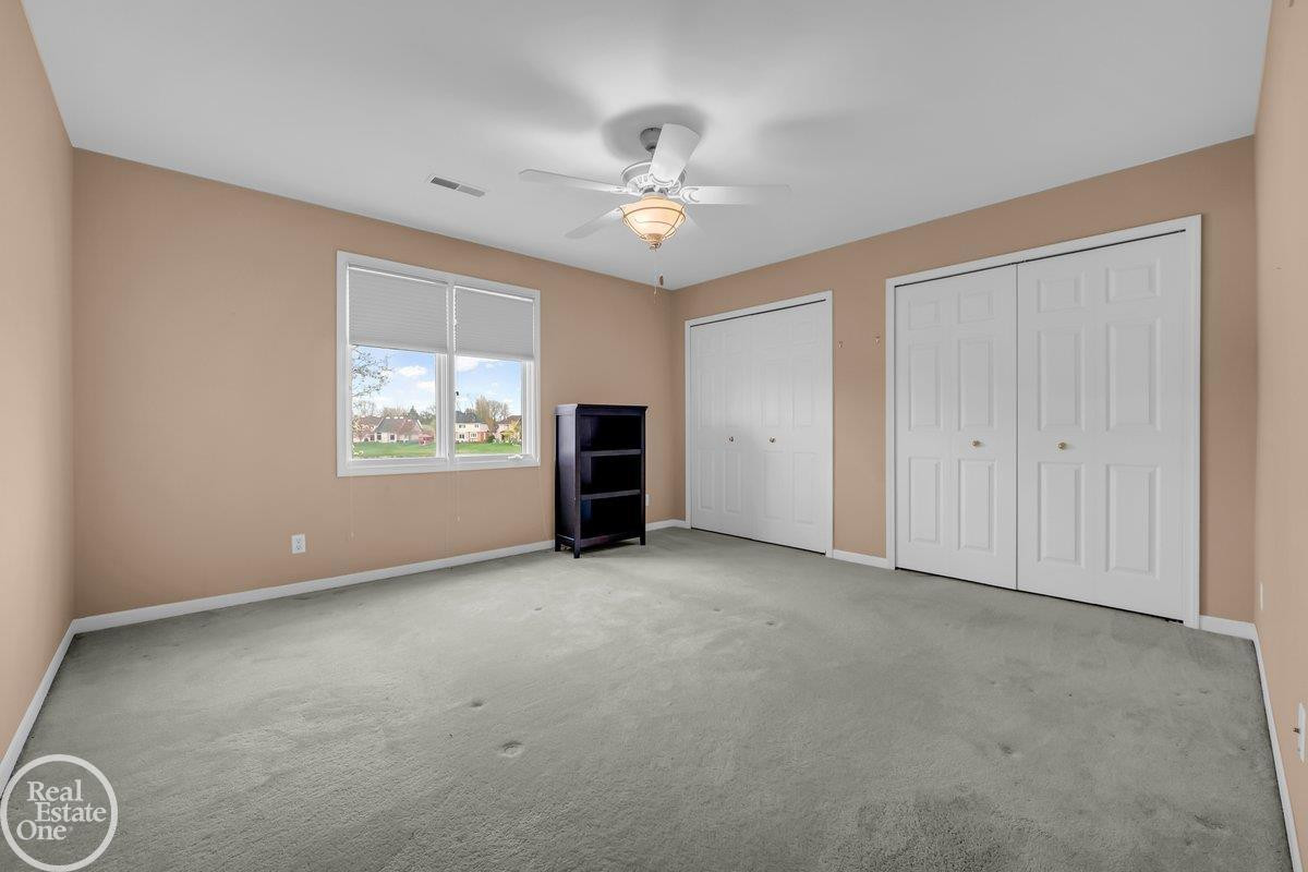47206 Woodberry Estates Drive, MI 48044 — Photo 35