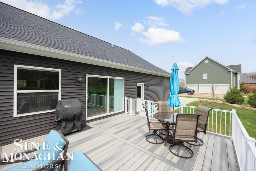 2285 White Hawk Trl Road, Howell, MI 48843 — Photo 38
