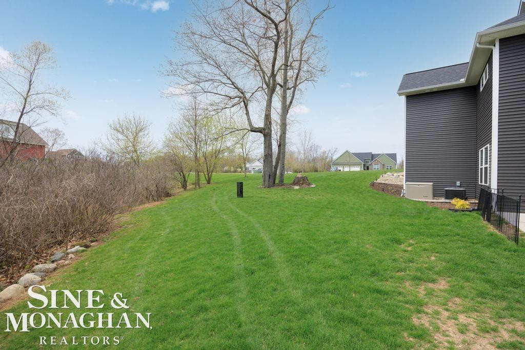 2285 White Hawk Trl Road, Howell, MI 48843 — Photo 44