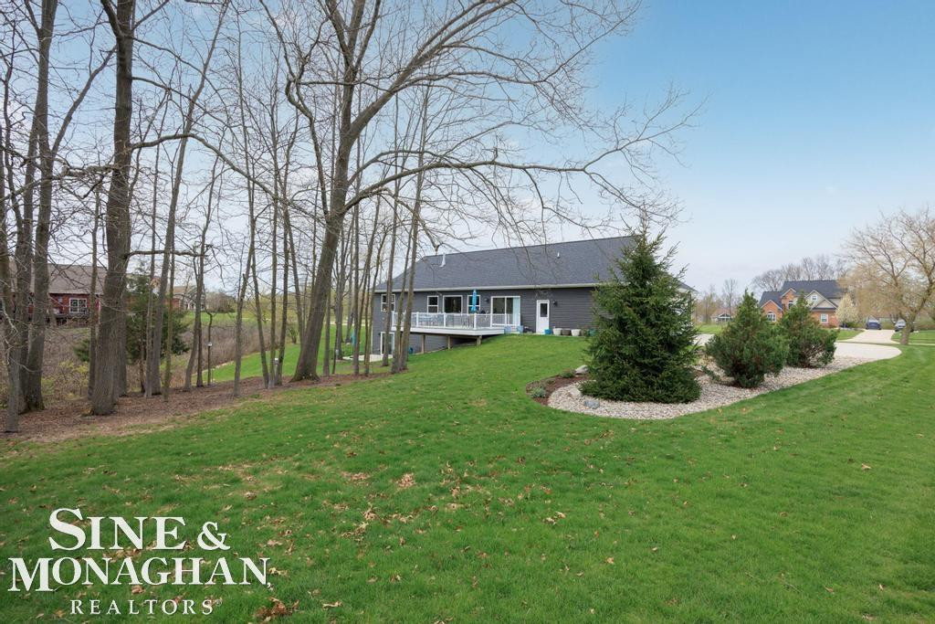 2285 White Hawk Trl Road, Howell, MI 48843 — Photo 48