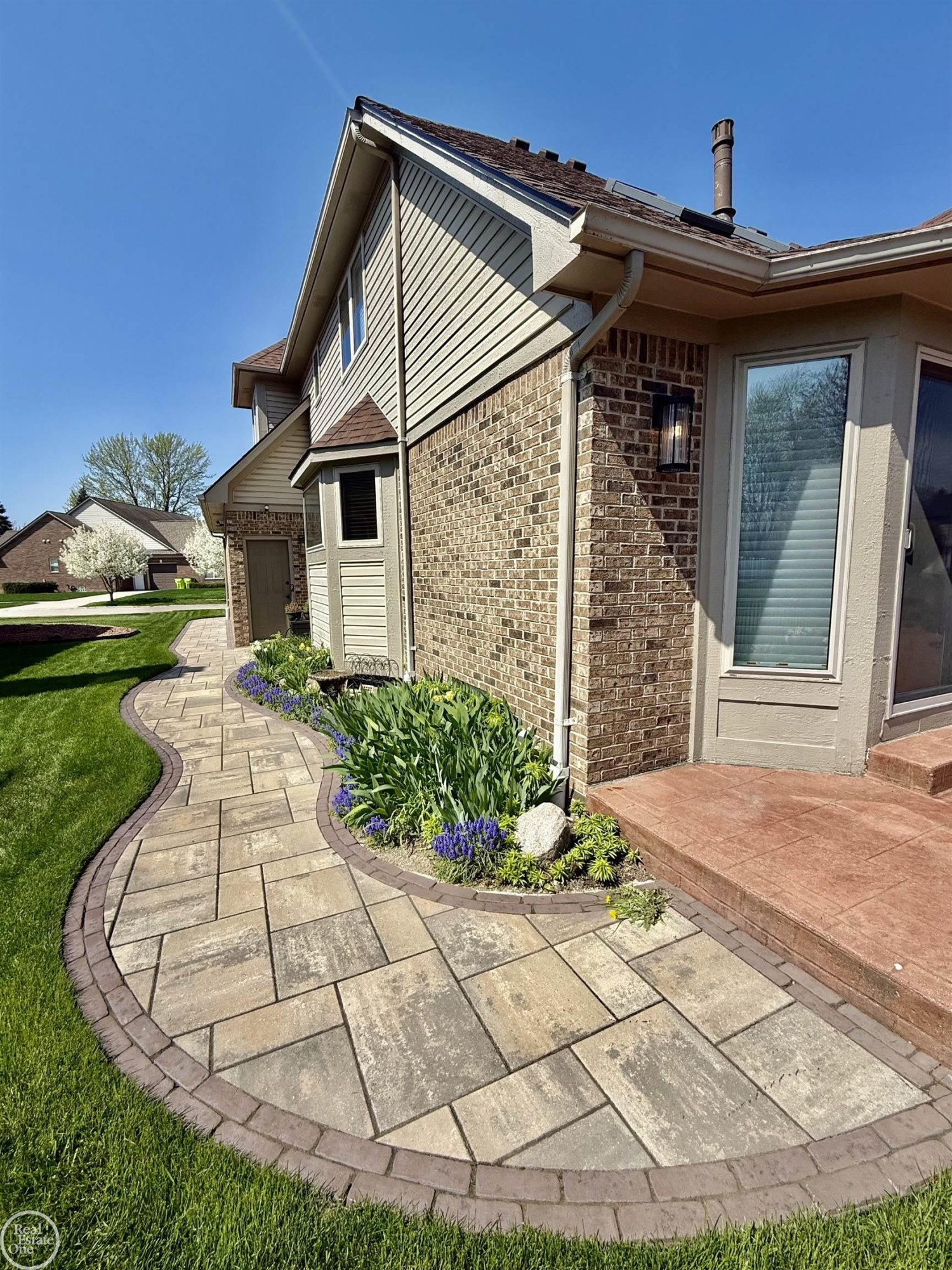 47094 Burning Tree Lane, Macomb, MI 48044 — Photo 13