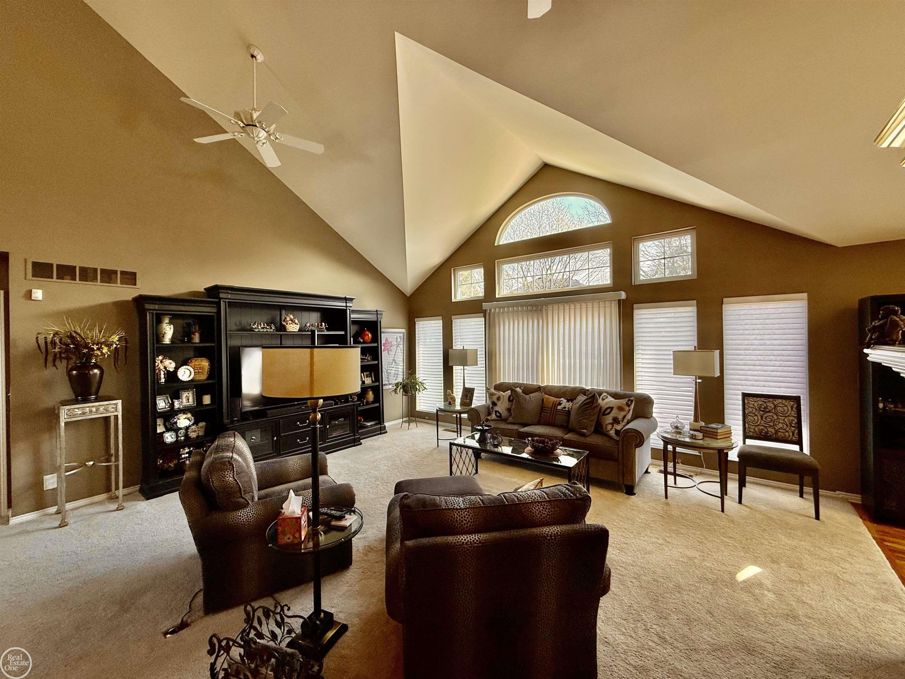 47094 Burning Tree Lane, Macomb, MI 48044 — Photo 24
