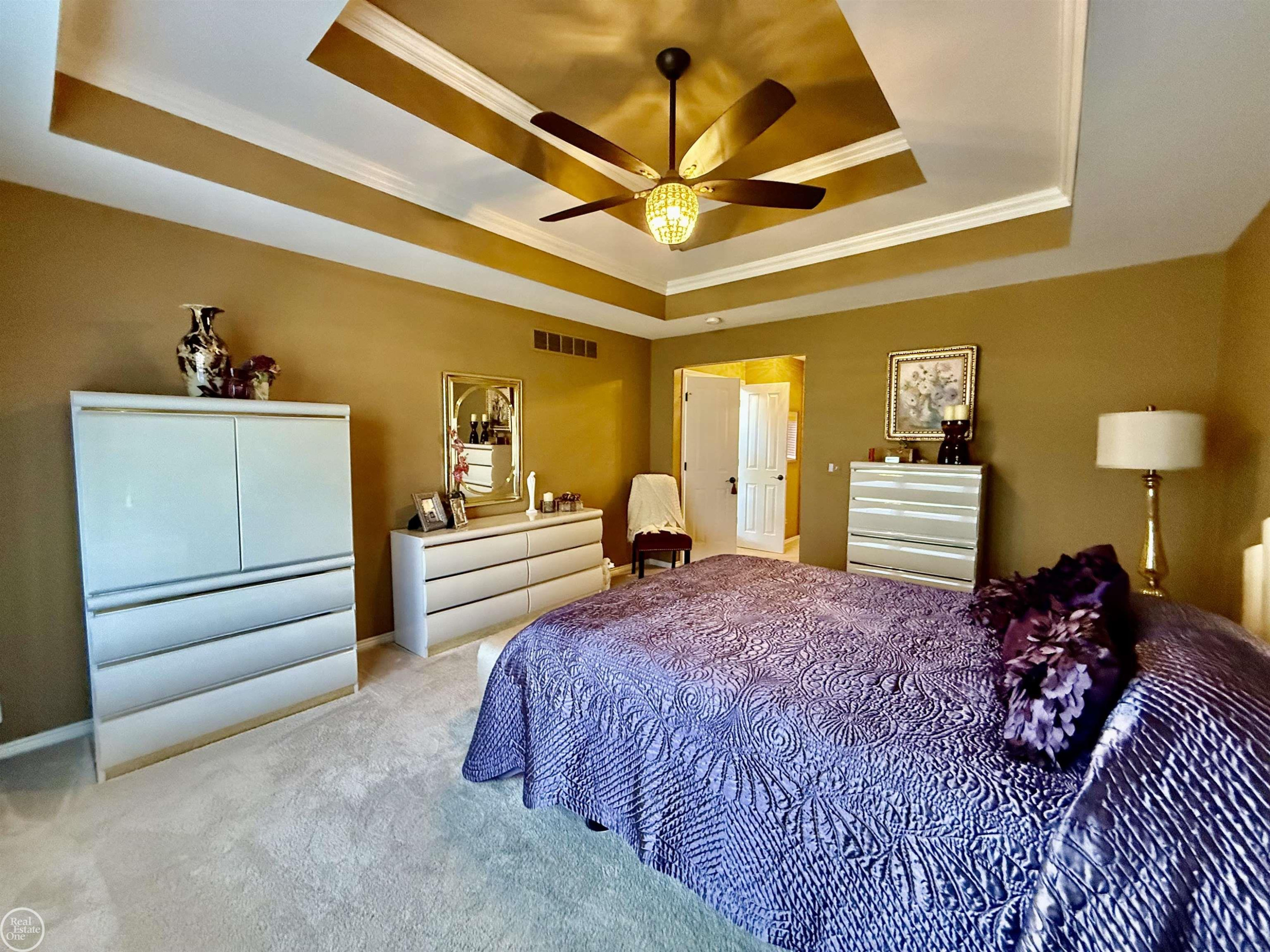 47094 Burning Tree Lane, Macomb, MI 48044 — Photo 40