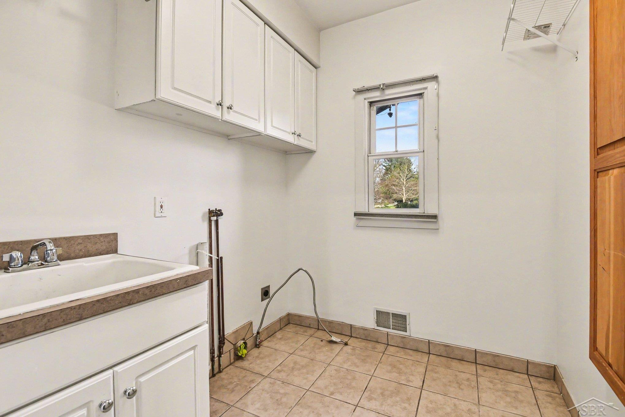 10 Cobblestone Place, Saginaw, MI 48603 — Photo 19