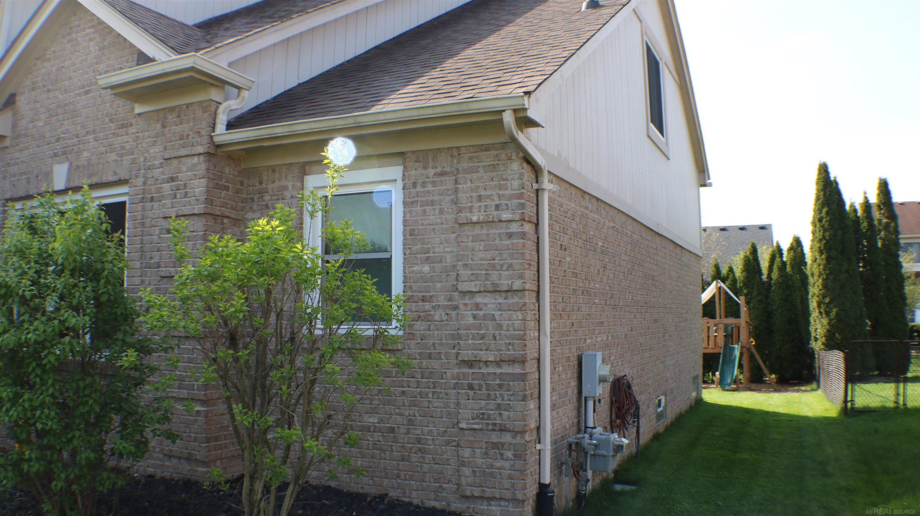 21528 Mackenzie Drive, MI 48044 — Photo 3