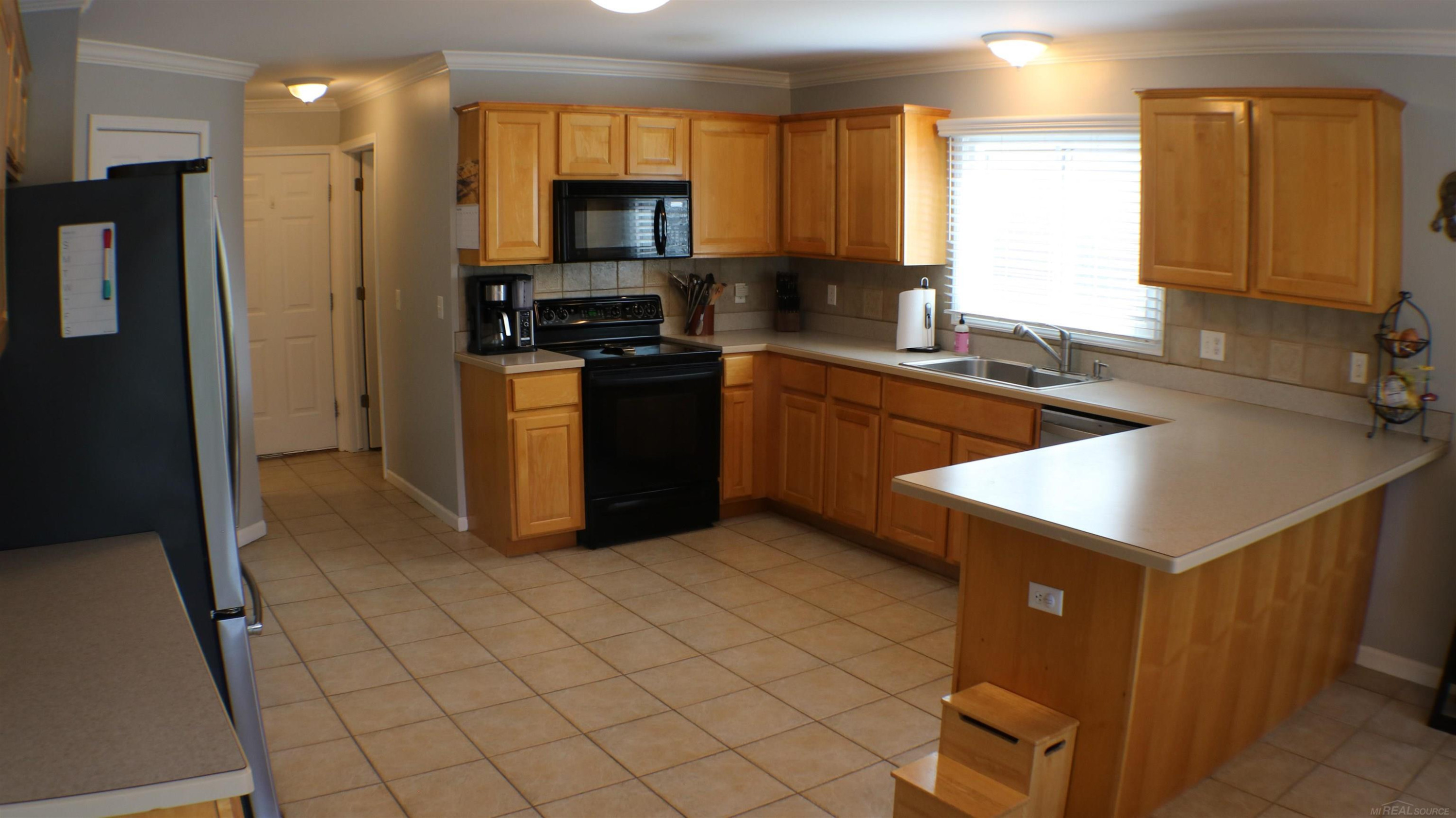 21528 Mackenzie Drive, MI 48044 — Photo 19