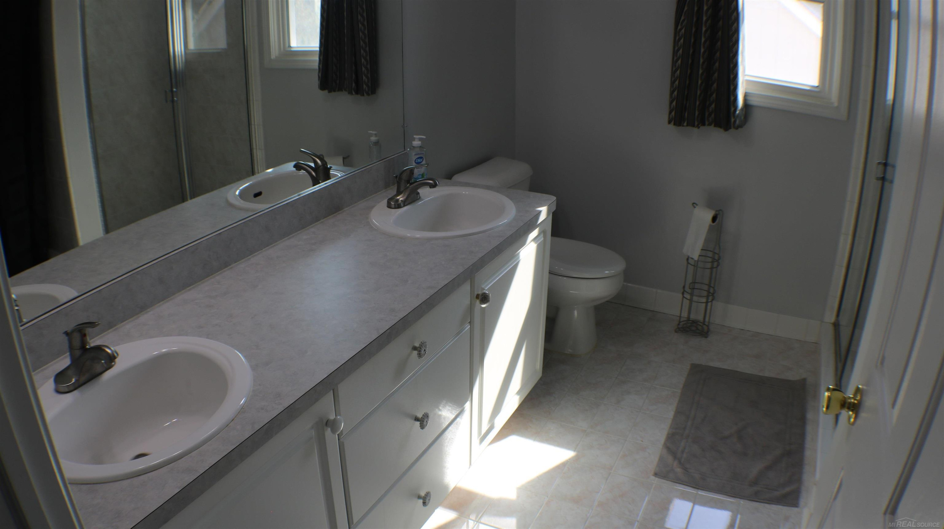 21528 Mackenzie Drive, MI 48044 — Photo 41