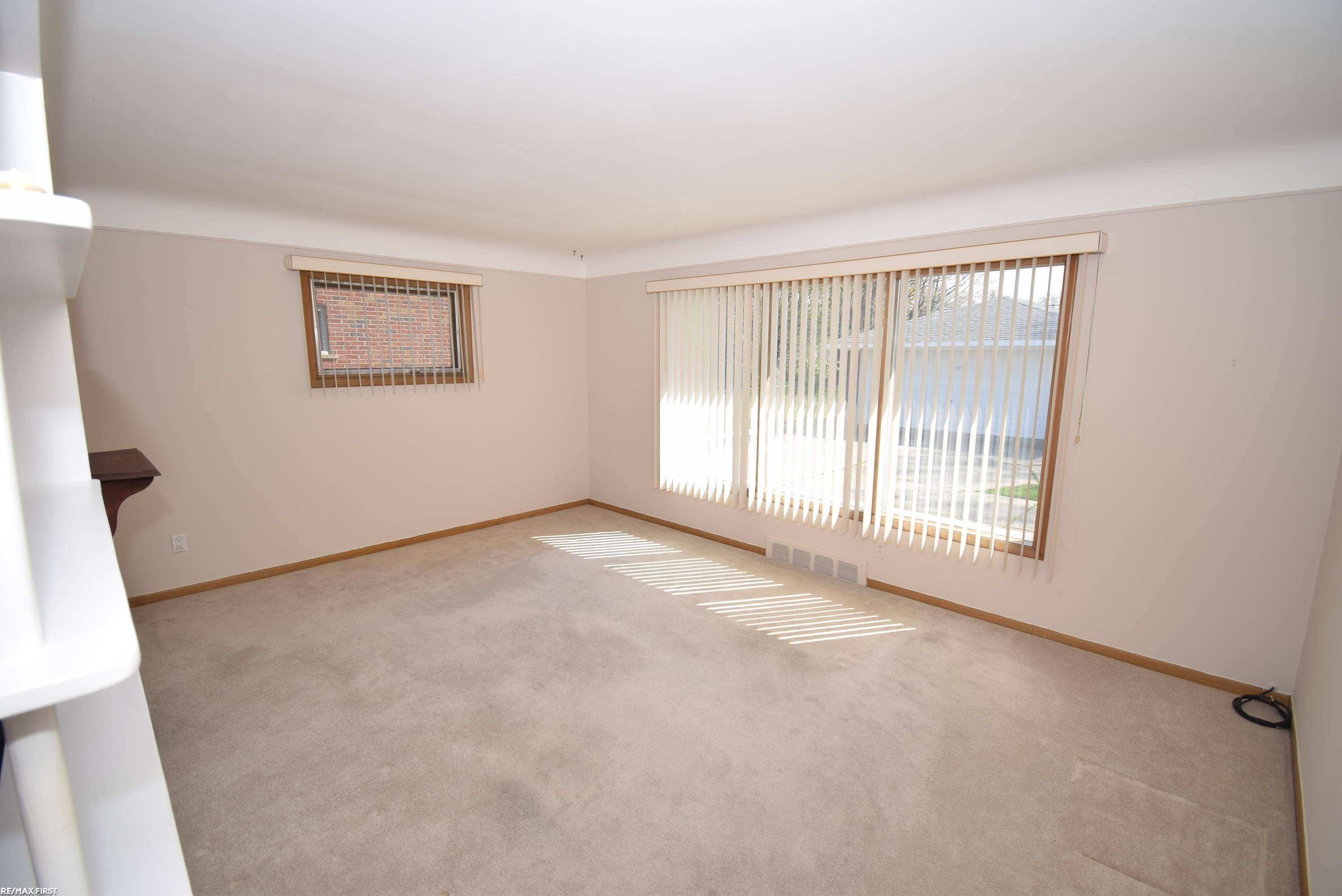 30112 Gloria Street, Saint Clair Shores, MI 48082 — Photo 4