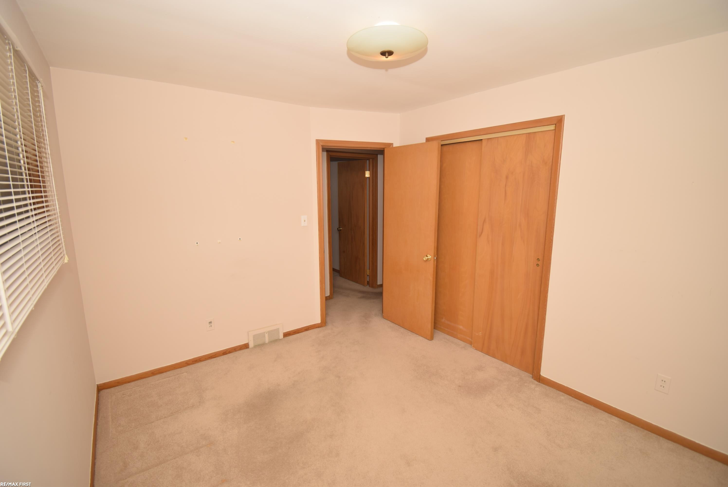 30112 Gloria Street, Saint Clair Shores, MI 48082 — Photo 11