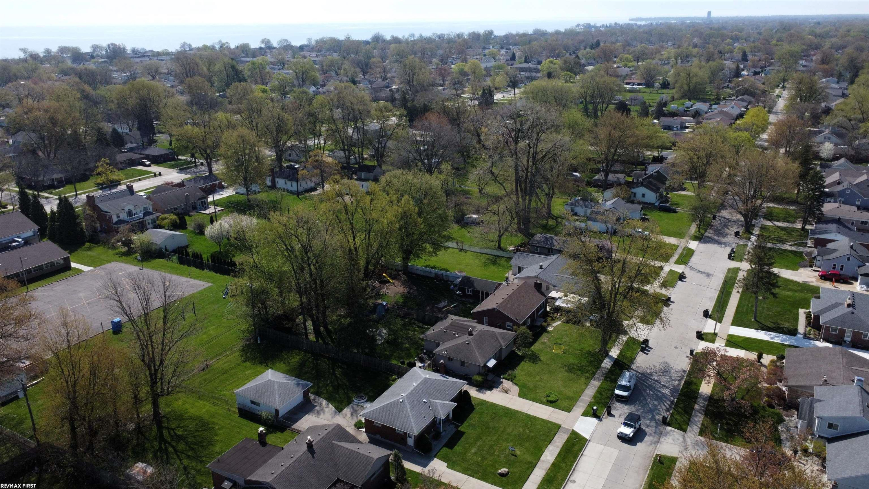 30112 Gloria Street, Saint Clair Shores, MI 48082 — Photo 30