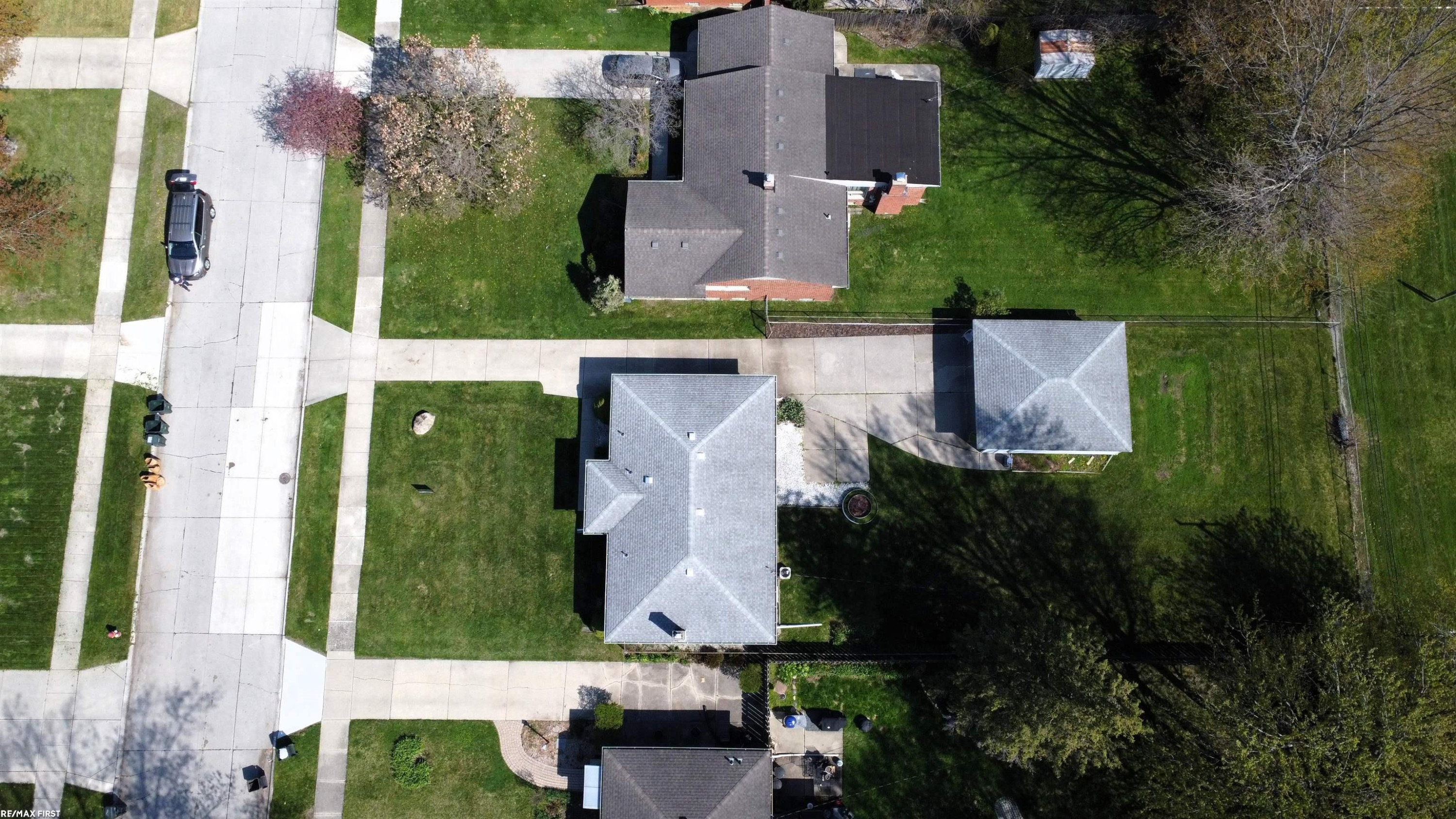 30112 Gloria Street, Saint Clair Shores, MI 48082 — Photo 35