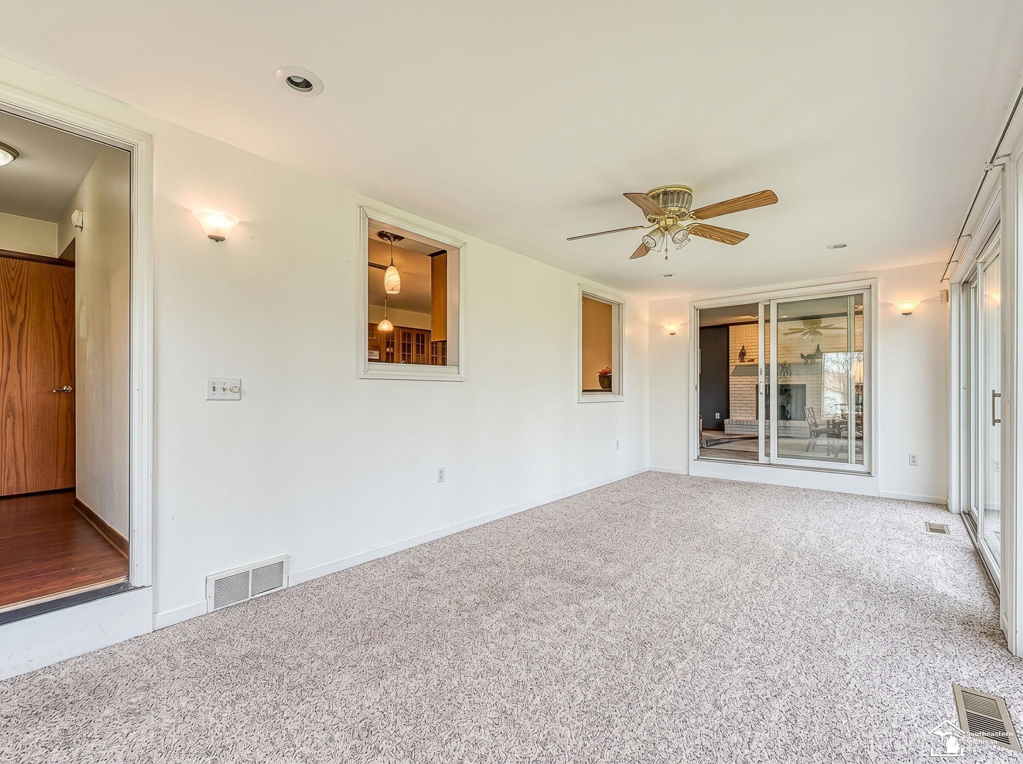 1060 Hollywood Drive, Monroe, MI 48162 — Photo 9