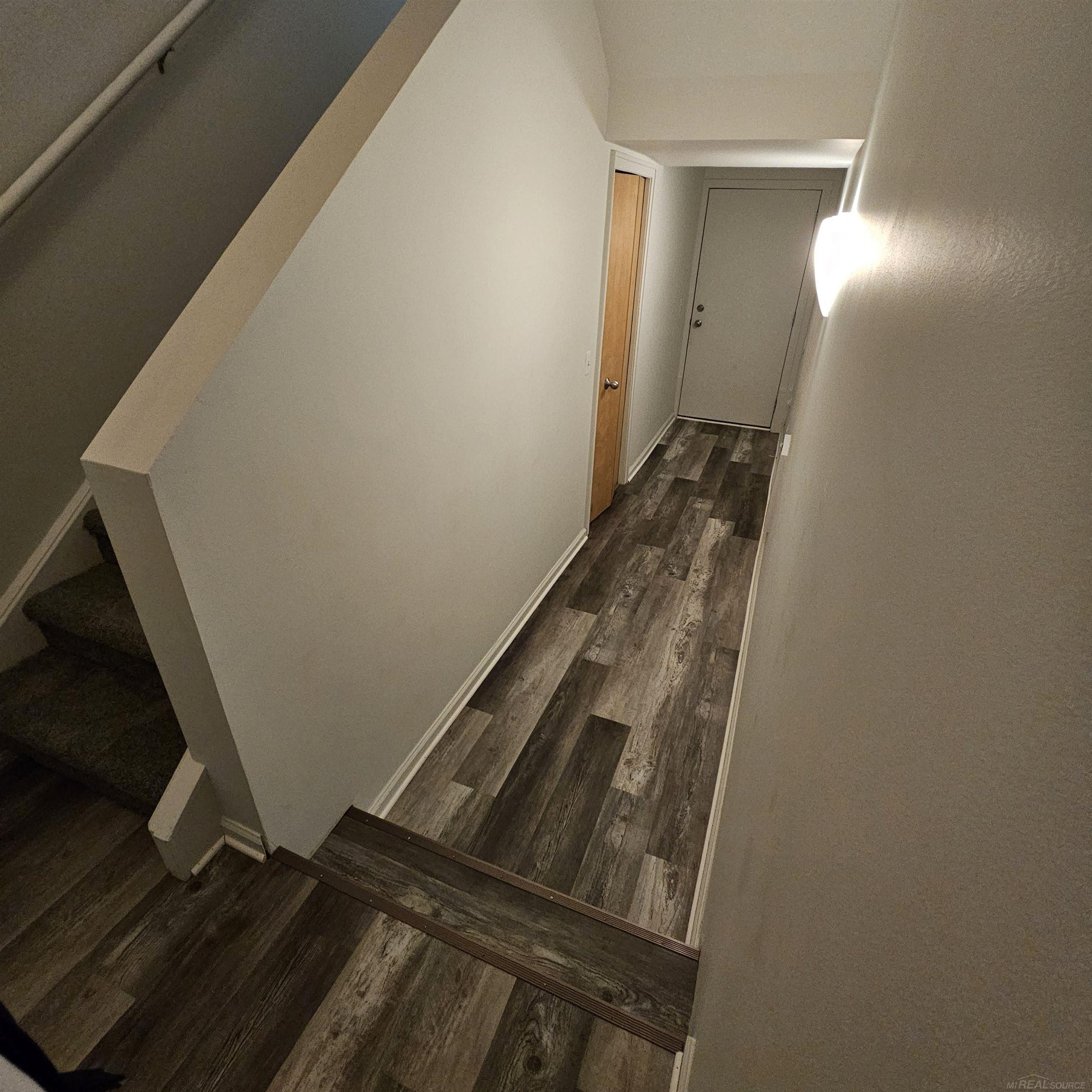 90 Clinton Street, 2, Mount Clemens, MI 48043 — Photo 3