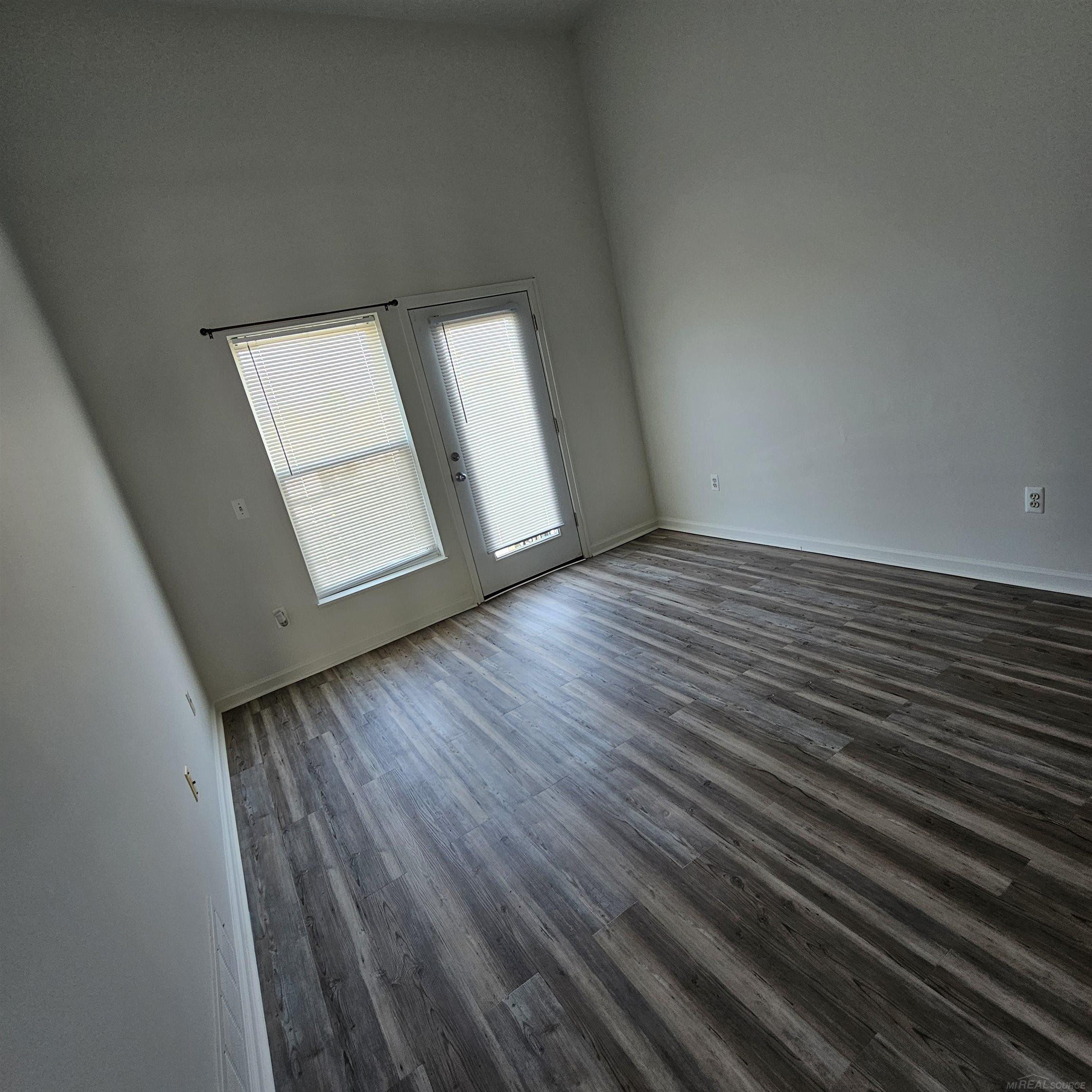 90 Clinton Street, 2, Mount Clemens, MI 48043 — Photo 21