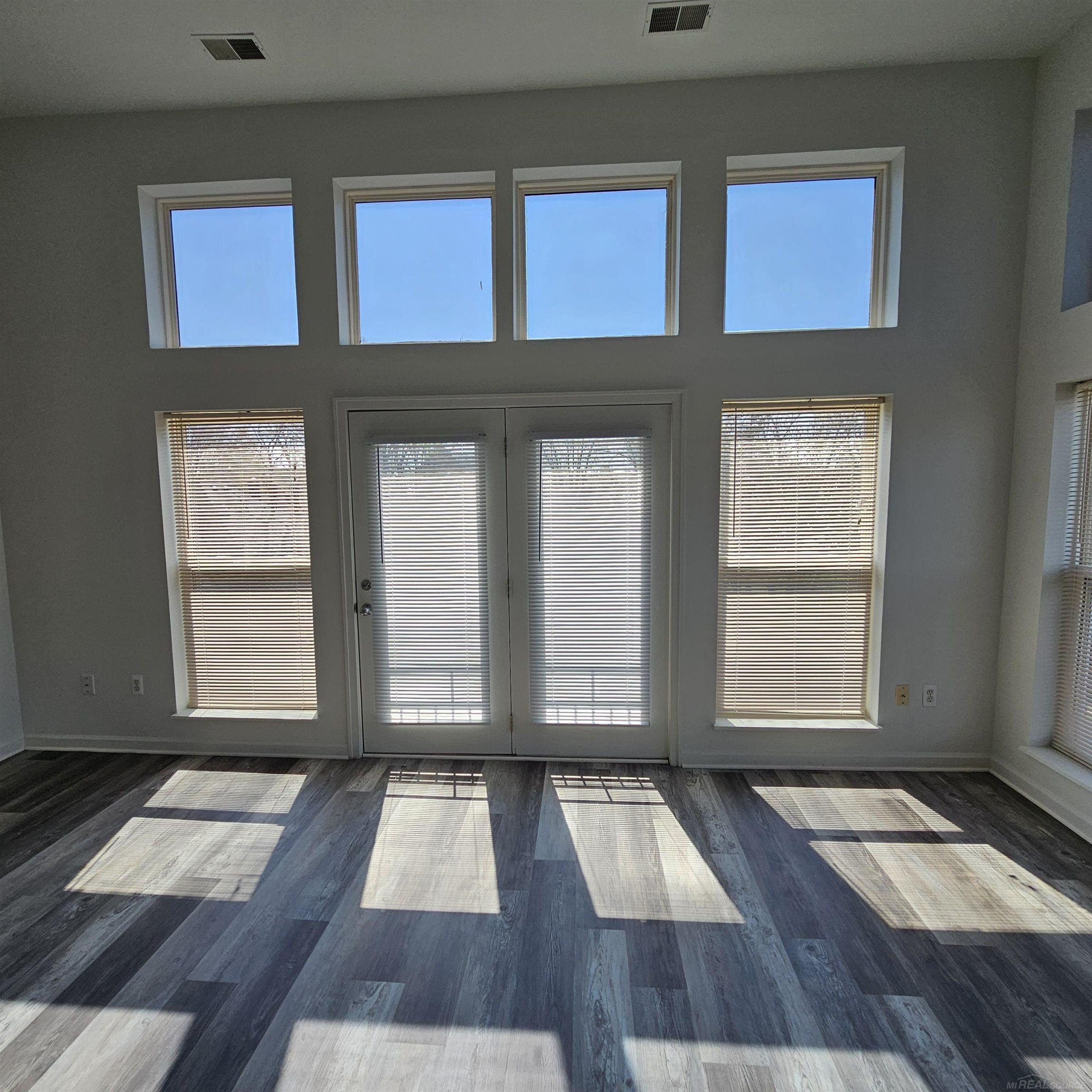 90 Clinton Street, 2, Mount Clemens, MI 48043 — Photo 34
