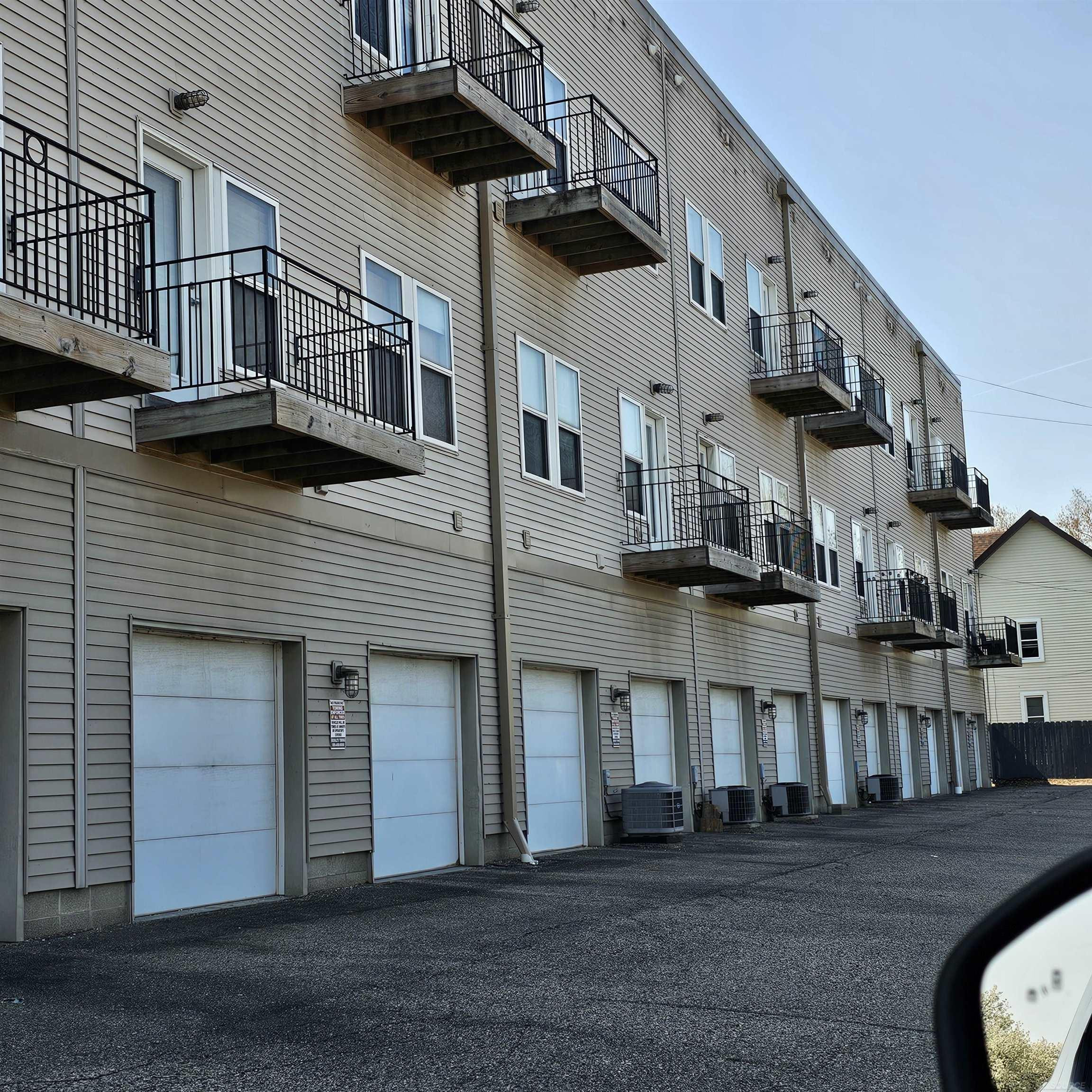 90 Clinton Street, 2, Mount Clemens, MI 48043 — Photo 41