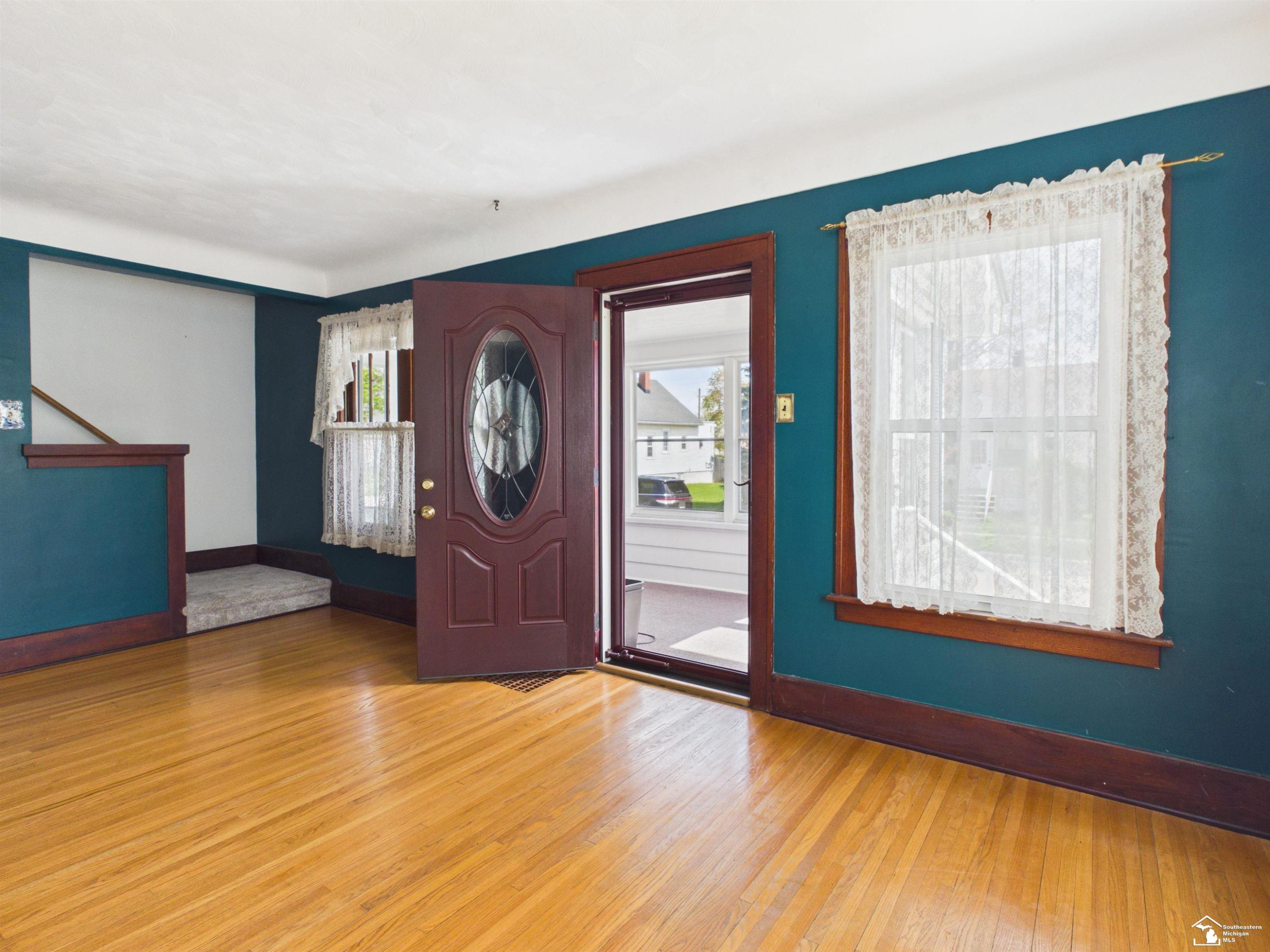 823 Michigan Avenue, Monroe, MI 48162 — Photo 9