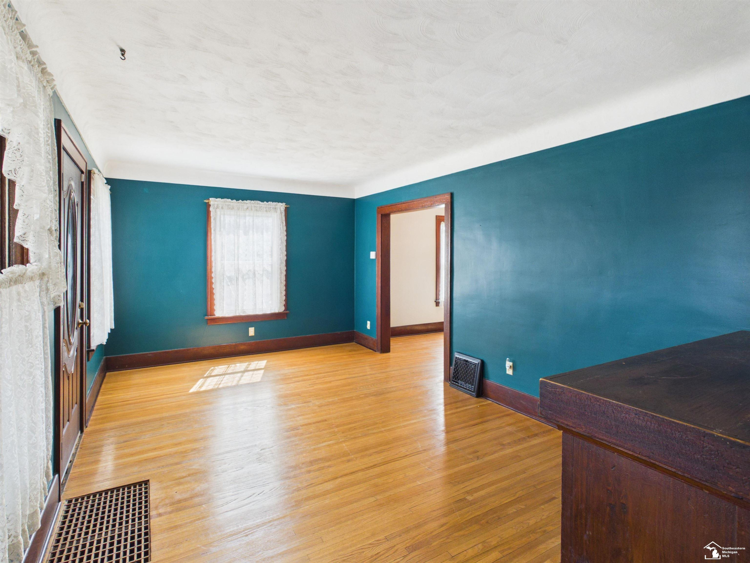 823 Michigan Avenue, Monroe, MI 48162 — Photo 10