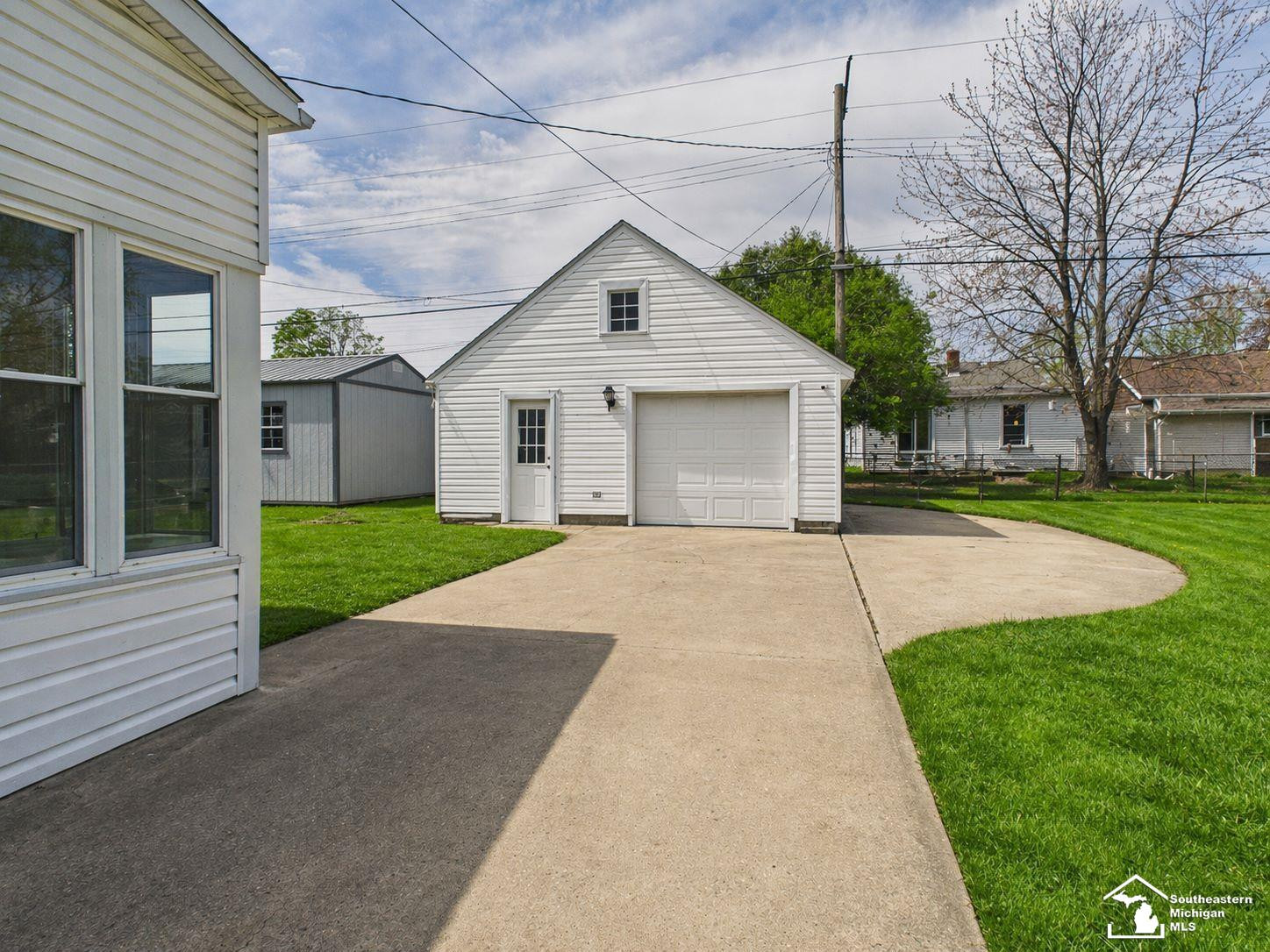 823 Michigan Avenue, Monroe, MI 48162 — Photo 29