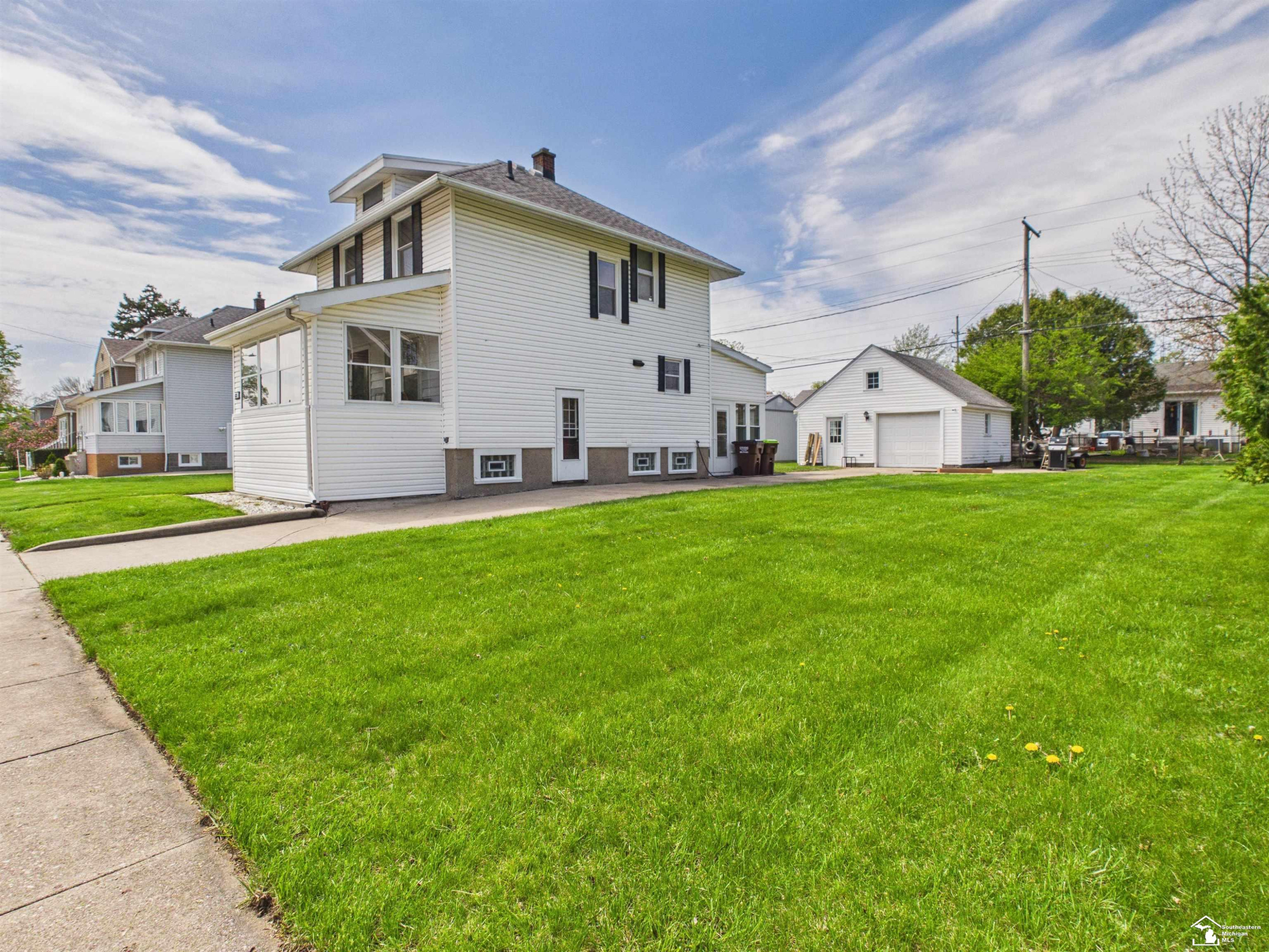 823 Michigan Avenue, Monroe, MI 48162 — Photo 30