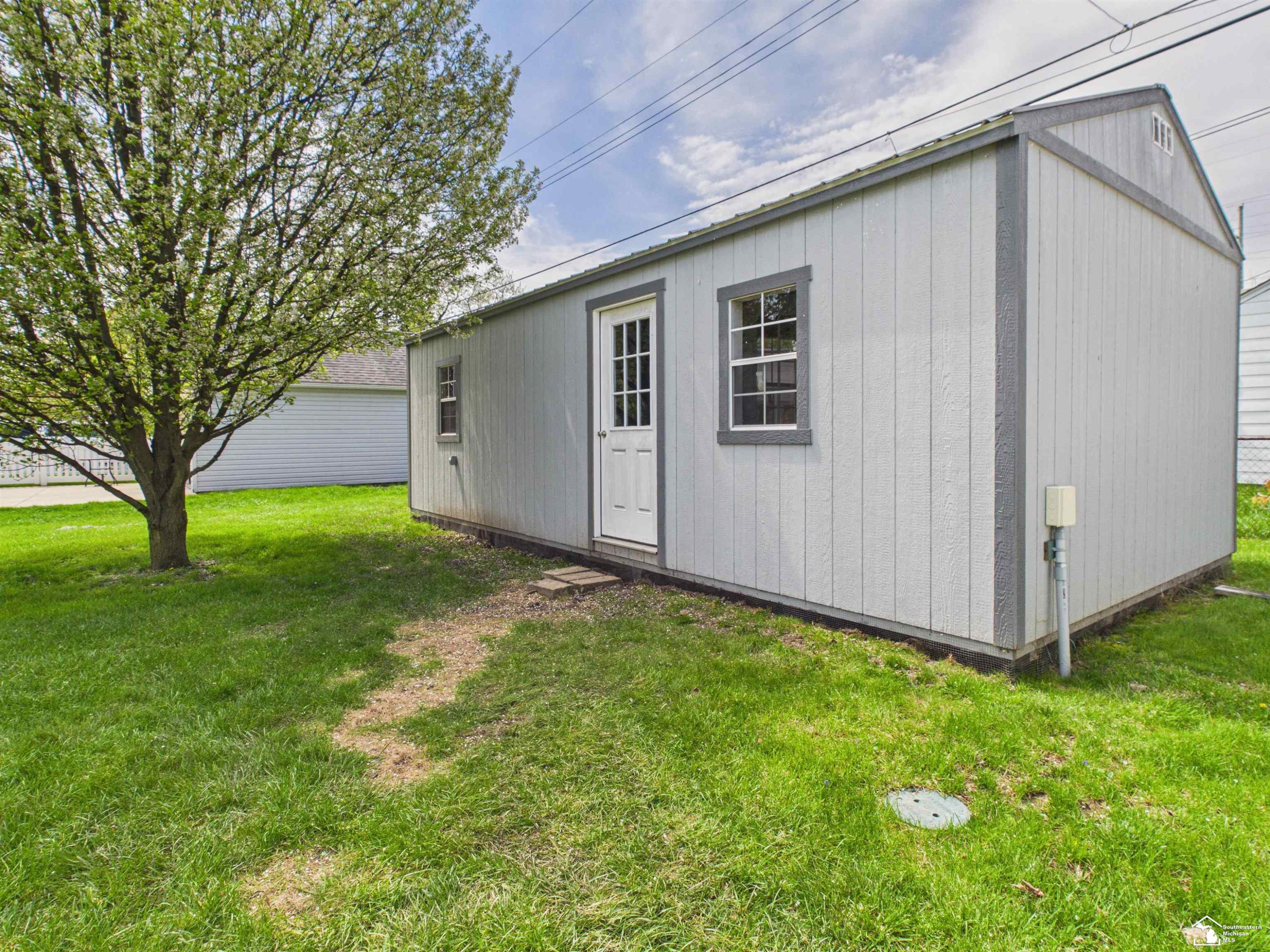 823 Michigan Avenue, Monroe, MI 48162 — Photo 33