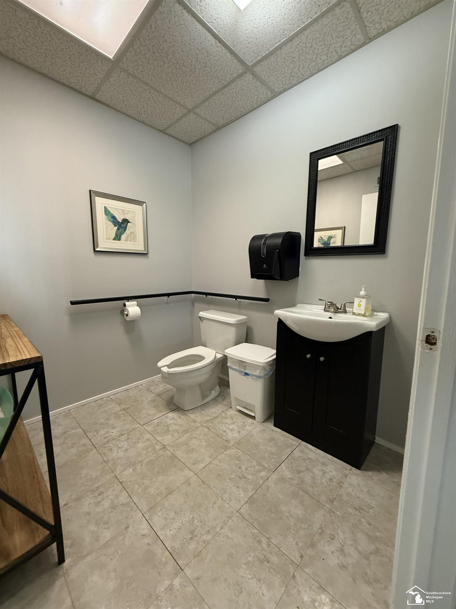 Photo 6