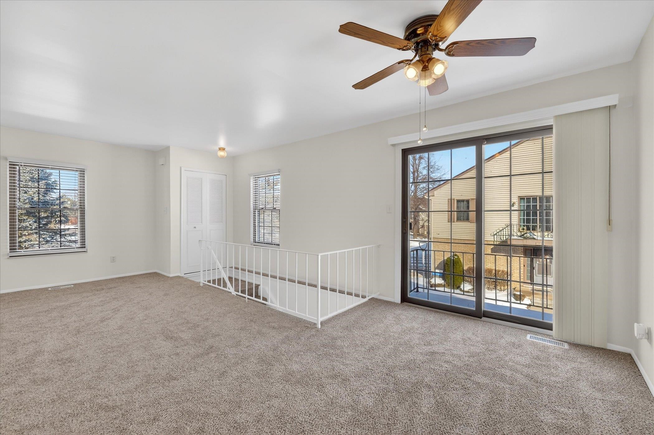 35132 N Bay Circle, 16, MI — Photo 23