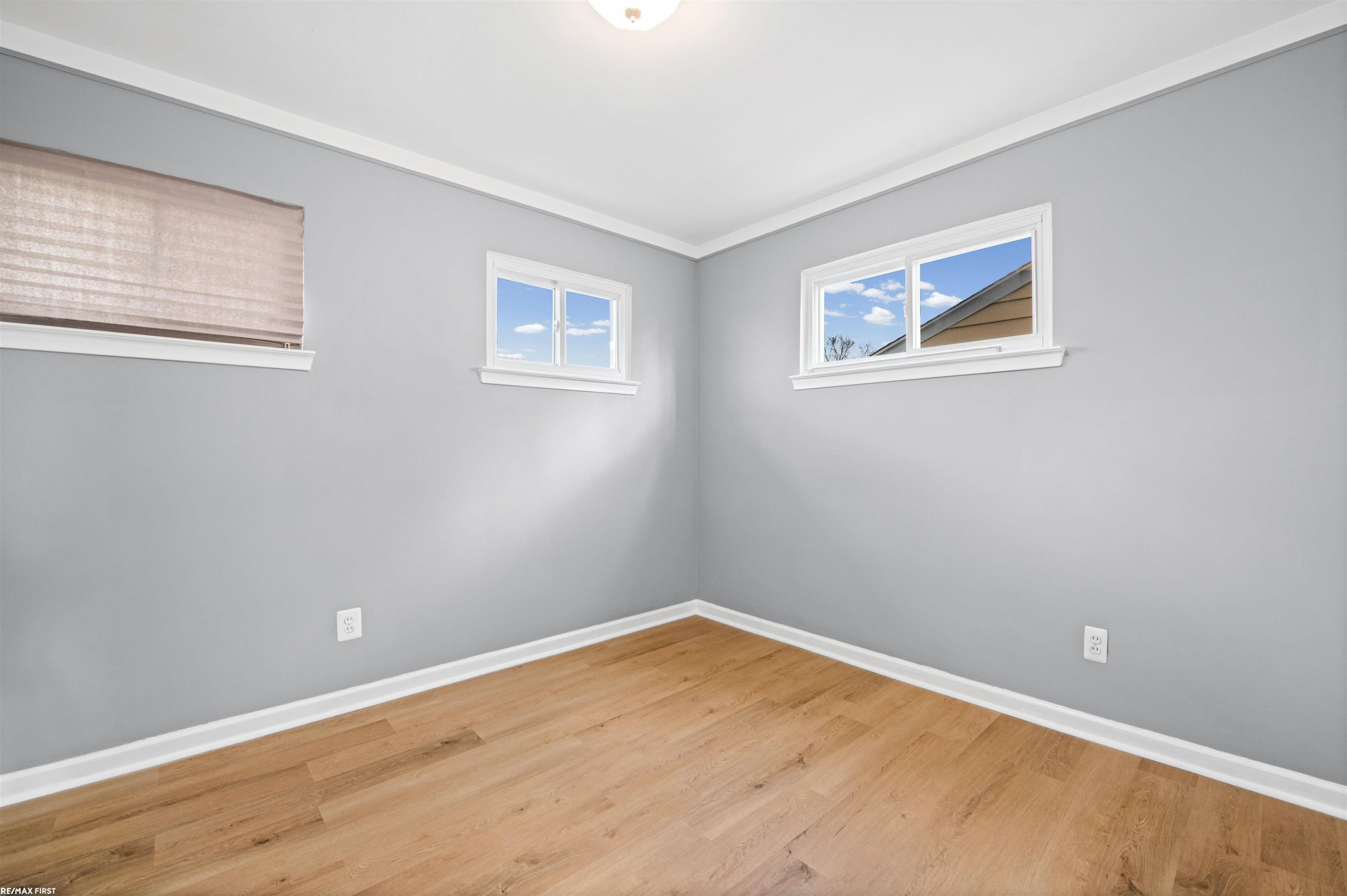 26101 Compson Street, Roseville, MI 48066 — Photo 11