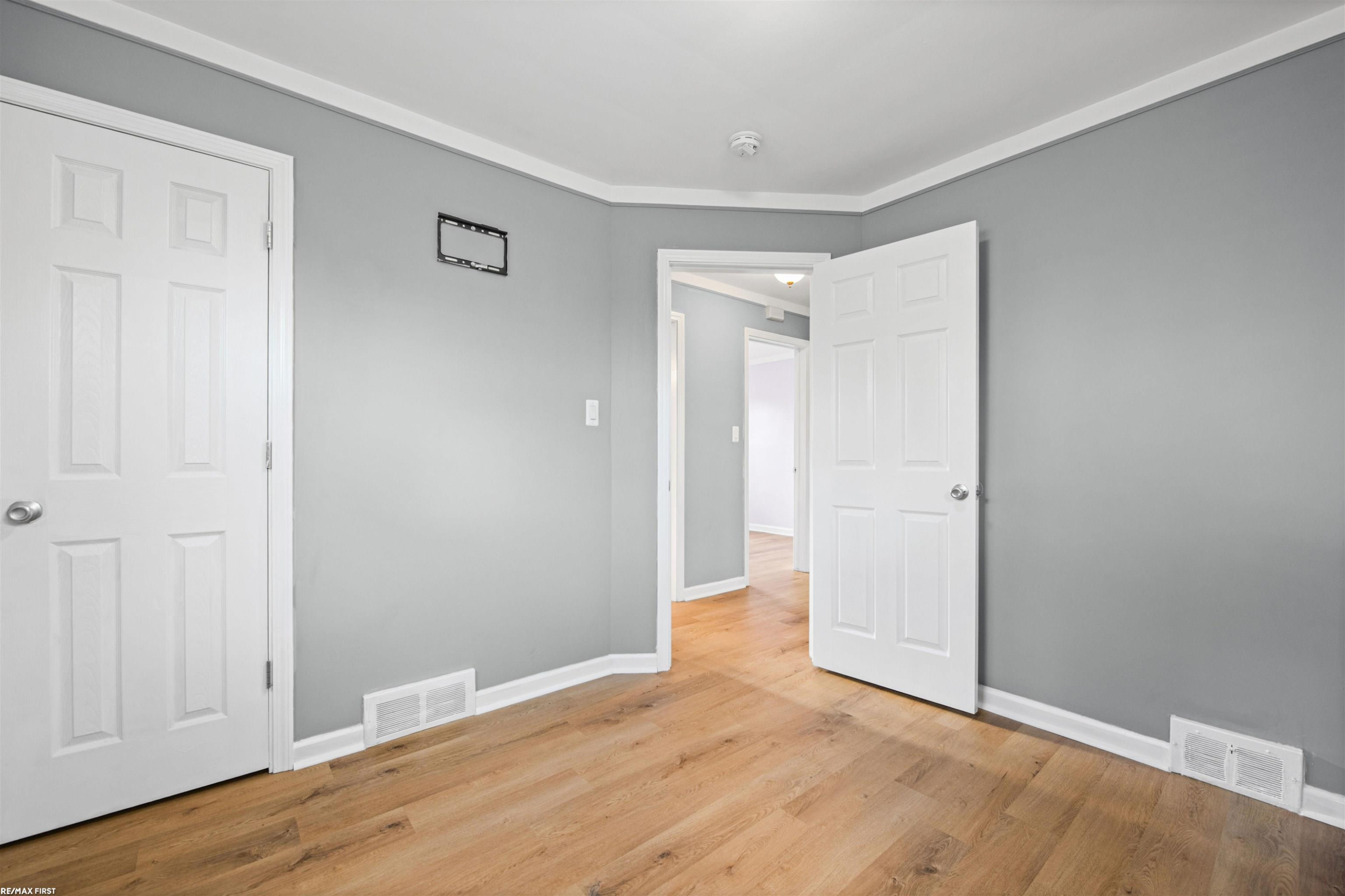 26101 Compson Street, Roseville, MI 48066 — Photo 12