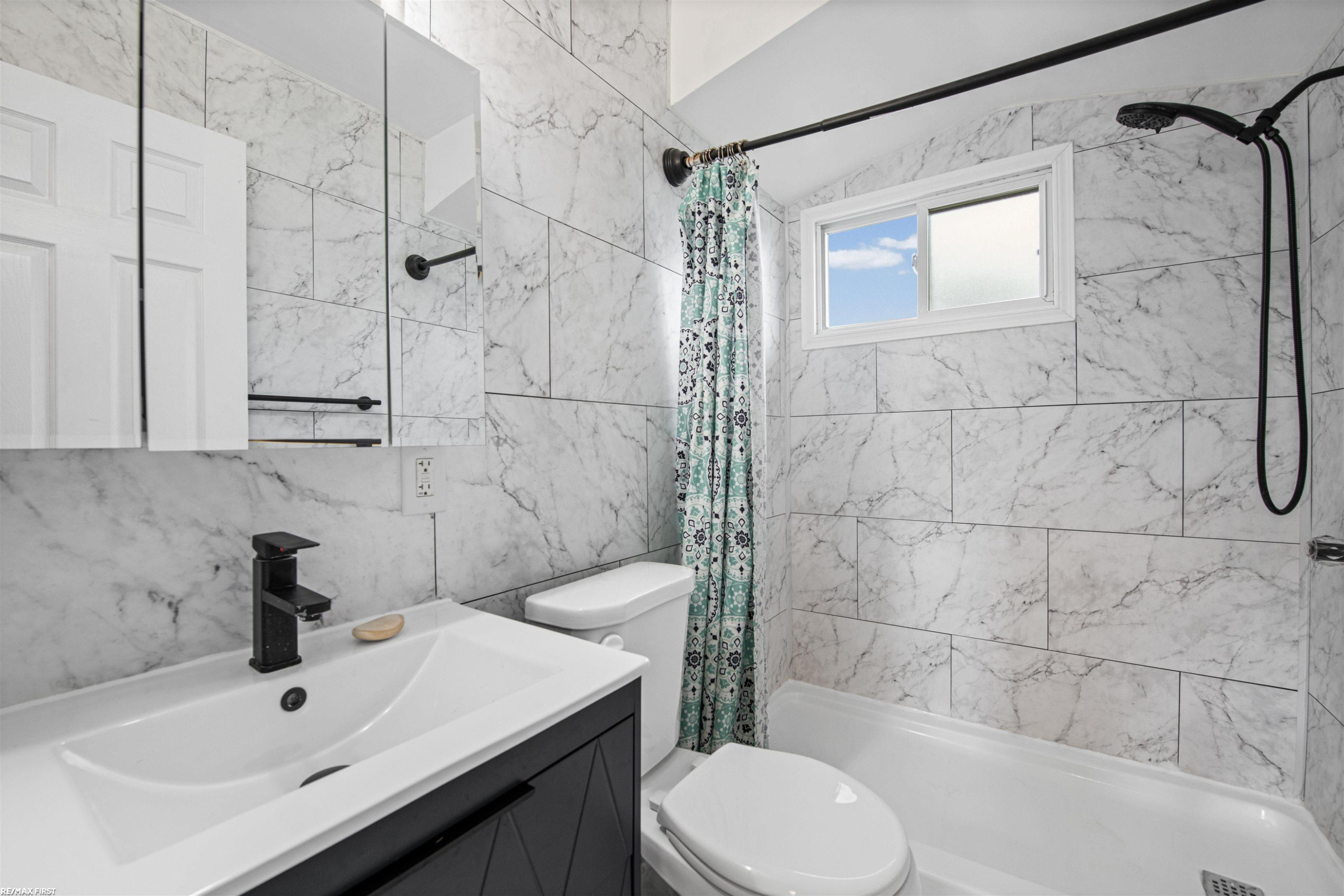 26101 Compson Street, Roseville, MI 48066 — Photo 13