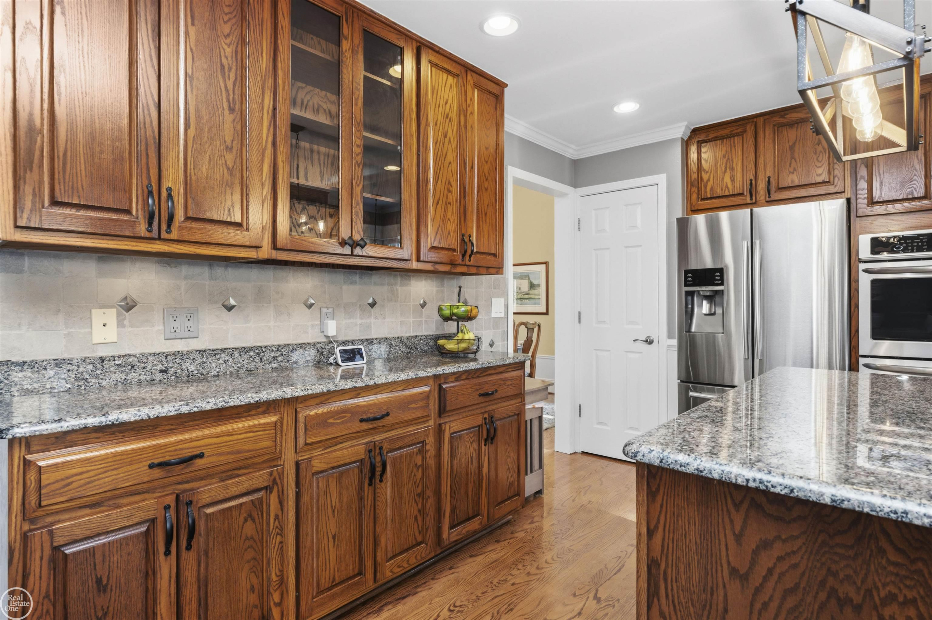 48034 Amanda Drive, Macomb, MI 48044 — Photo 13