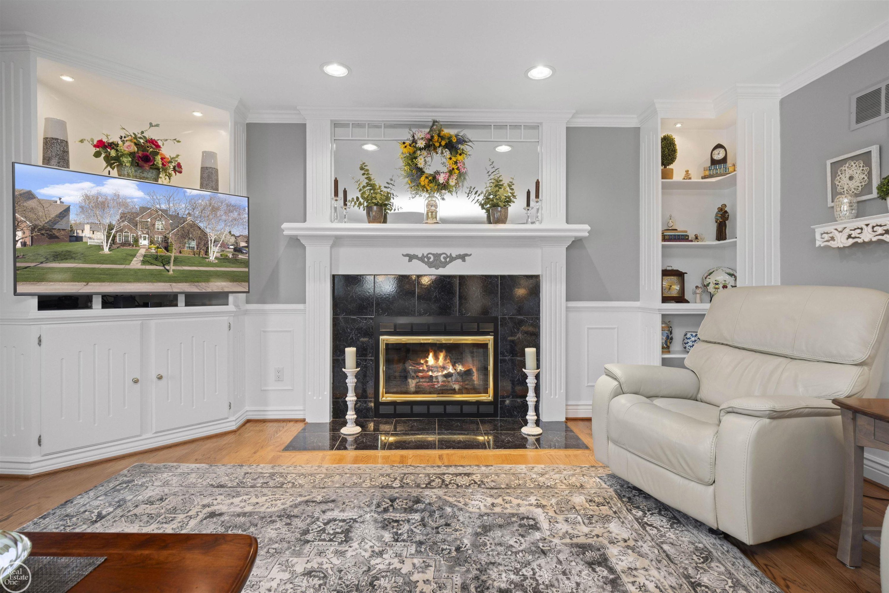 48034 Amanda Drive, Macomb, MI 48044 — Photo 16