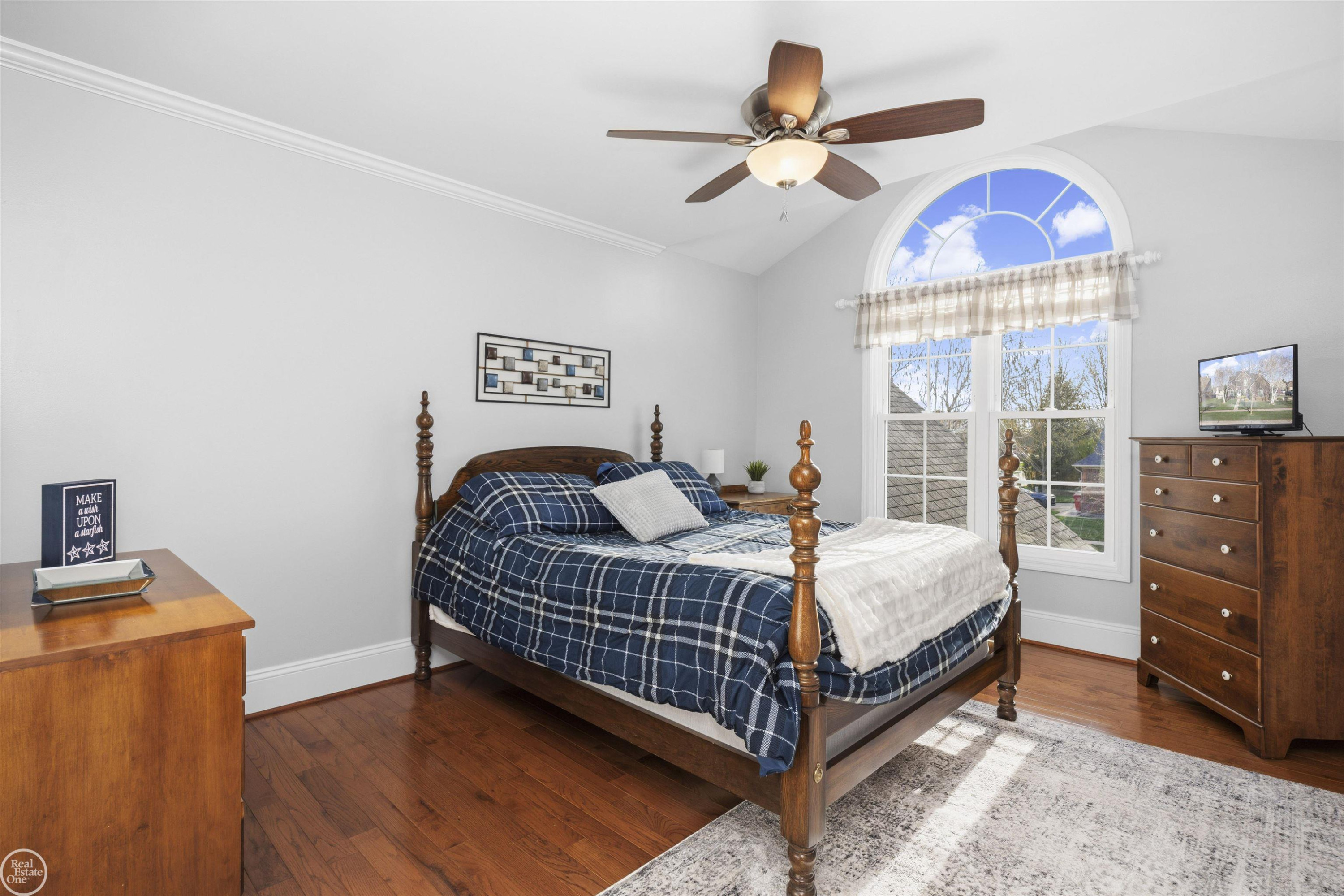 48034 Amanda Drive, Macomb, MI 48044 — Photo 26