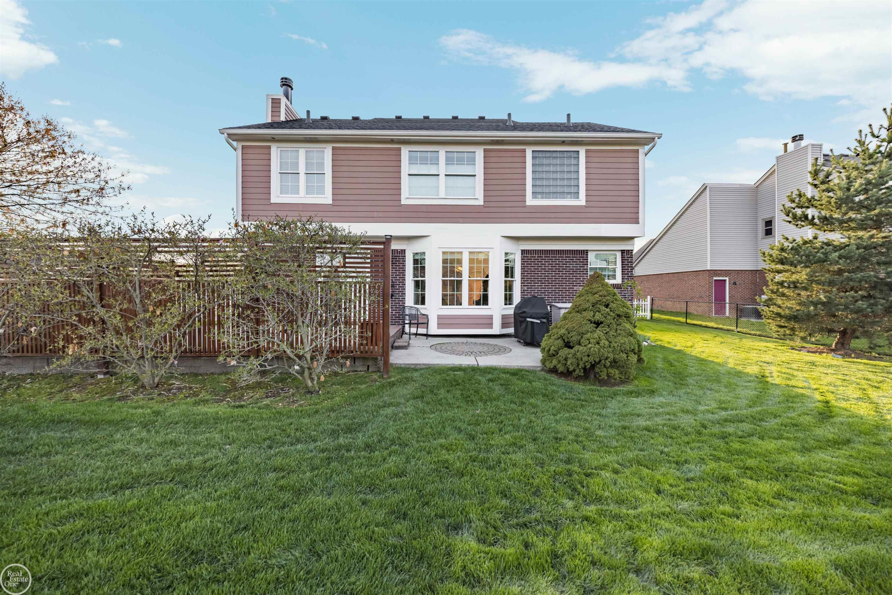 48034 Amanda Drive, Macomb, MI 48044 — Photo 39