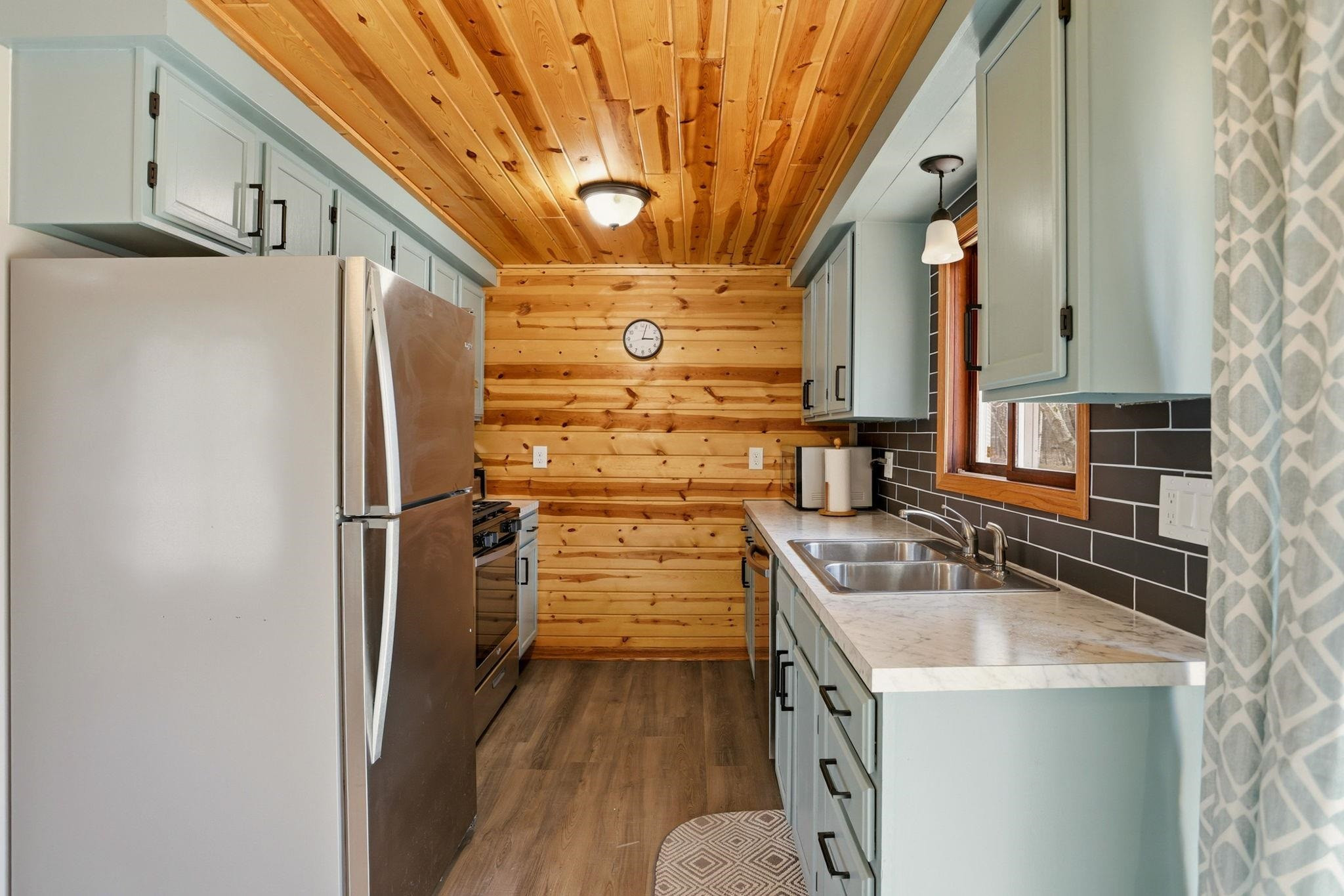 249 W Miller Road, Midland, MI 48640 — Photo 15