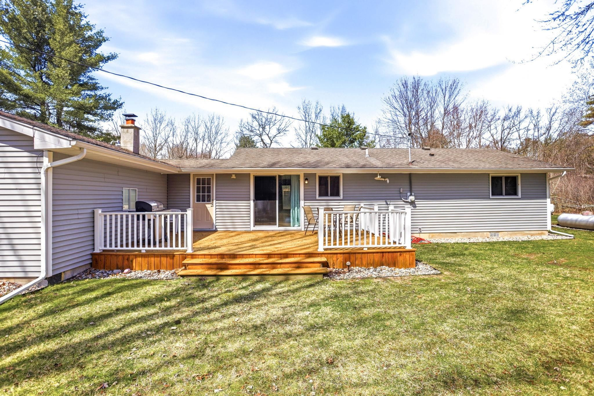 249 W Miller Road, Midland, MI 48640 — Photo 26