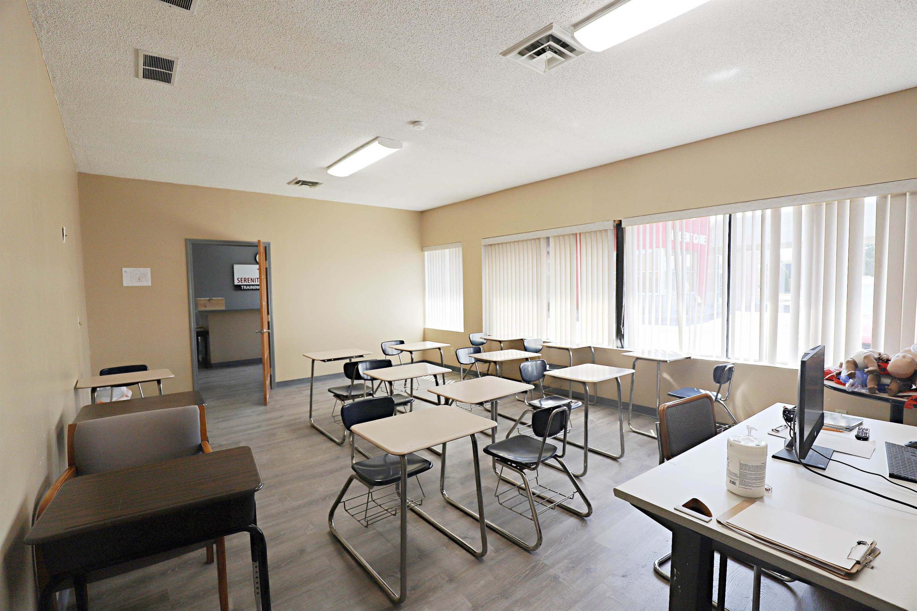 2255 S Linden Road, Bldg. 1, Flint, MI 48532 — Photo 12