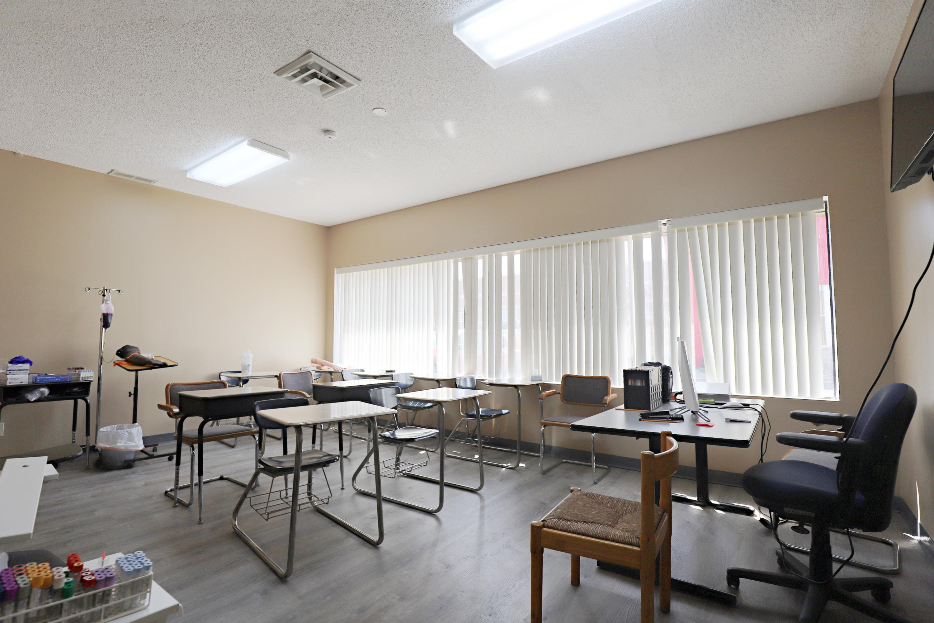 2255 S Linden Road, Bldg. 1, Flint, MI 48532 — Photo 17