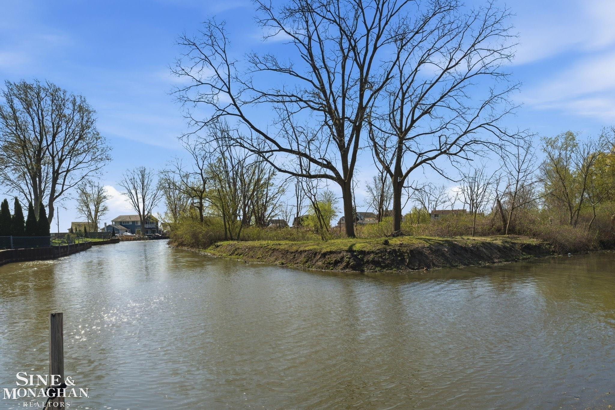 47172 Forton Drive, Chesterfield, MI 48047 — Photo 24