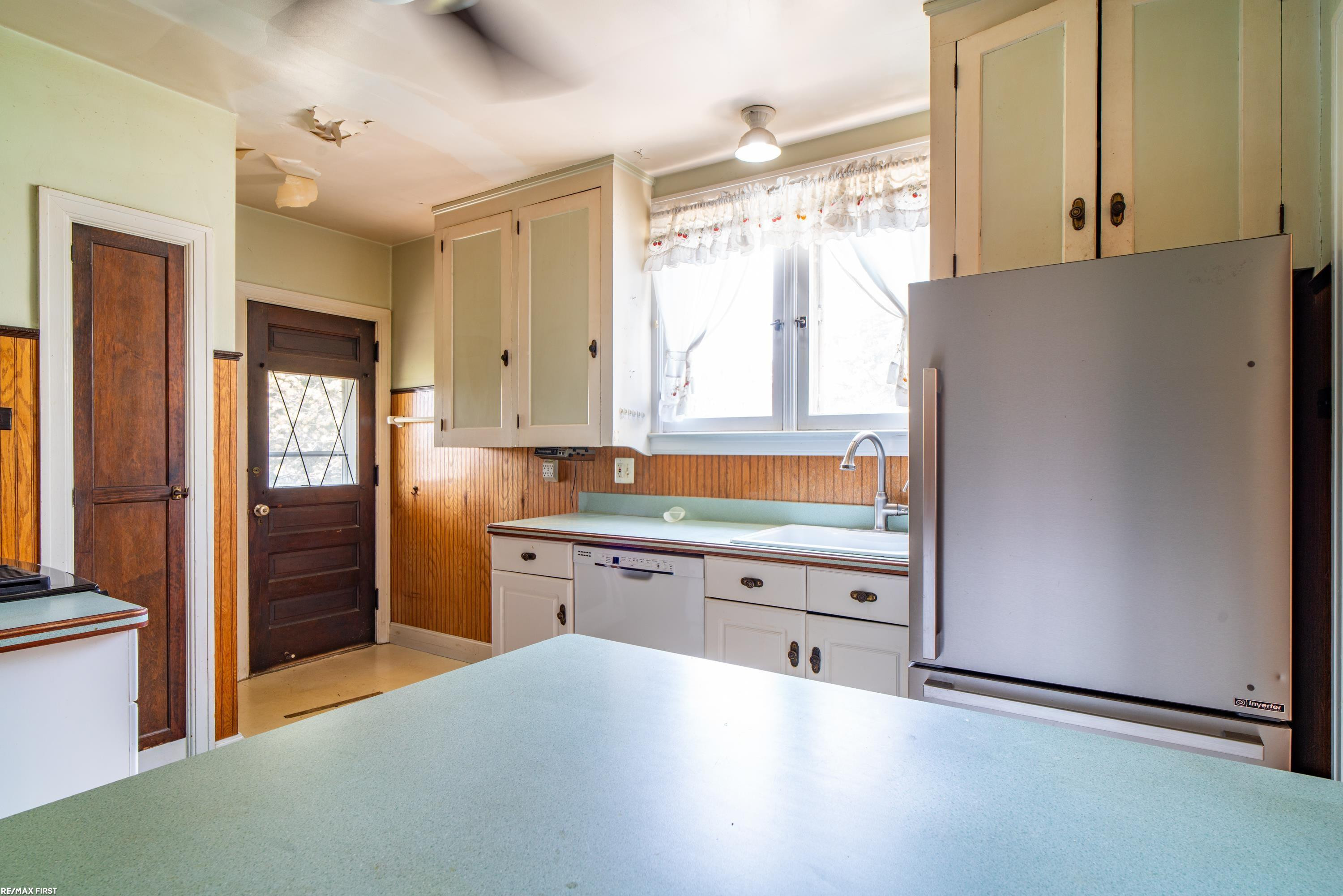41 Beyne Street, Mount Clemens, MI 48043 — Photo 21