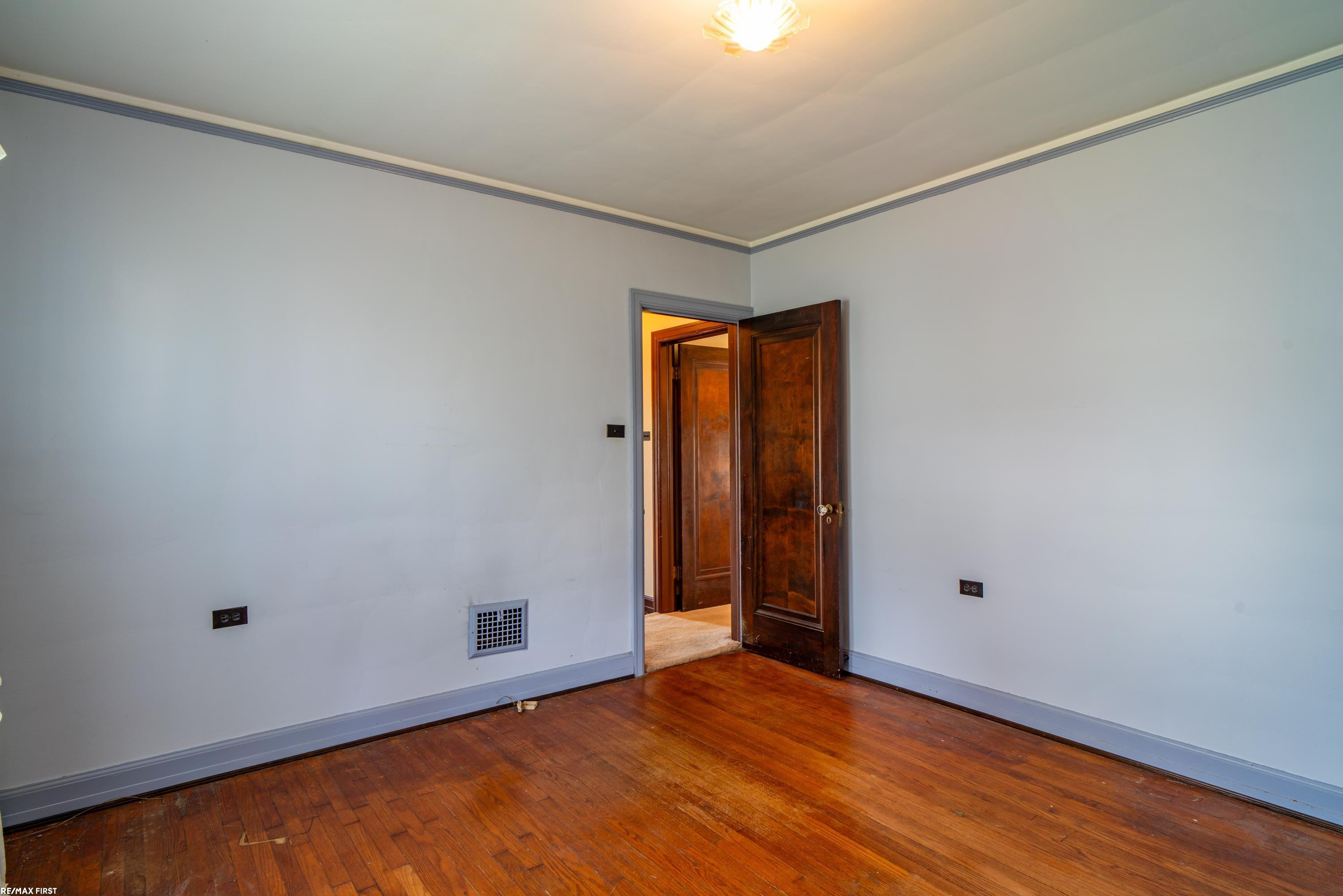 41 Beyne Street, Mount Clemens, MI 48043 — Photo 23