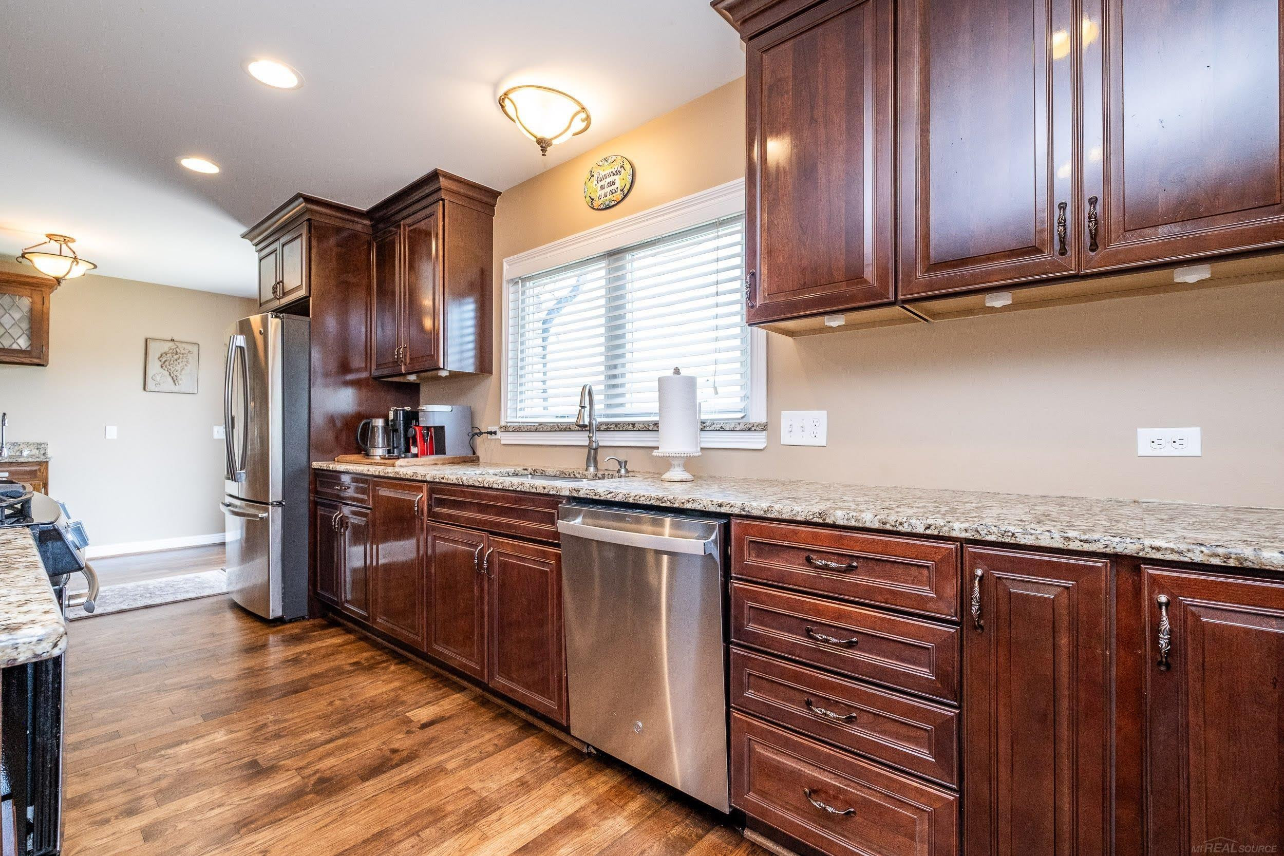 22808 Harmon Street, Saint Clair Shores, MI 48080 — Photo 19